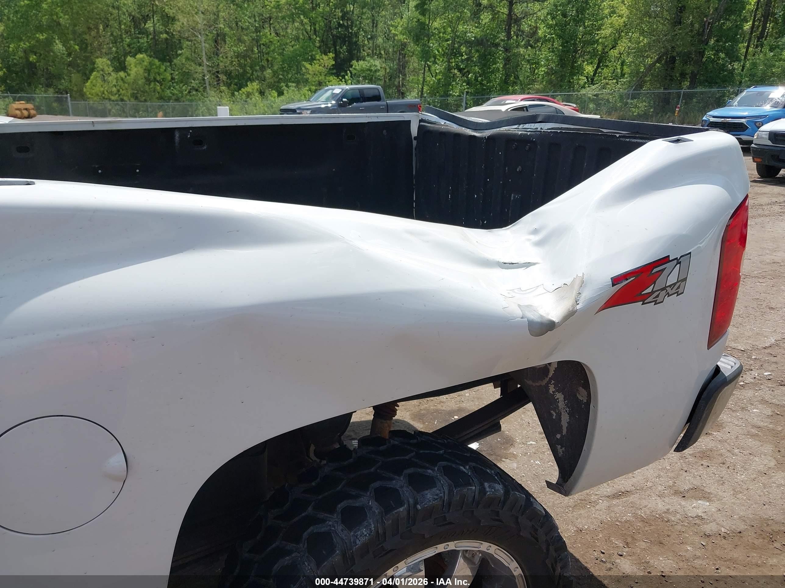 2007 Chevrolet Silverado 1500 Ltz White vin: 2GCEK13M471572904