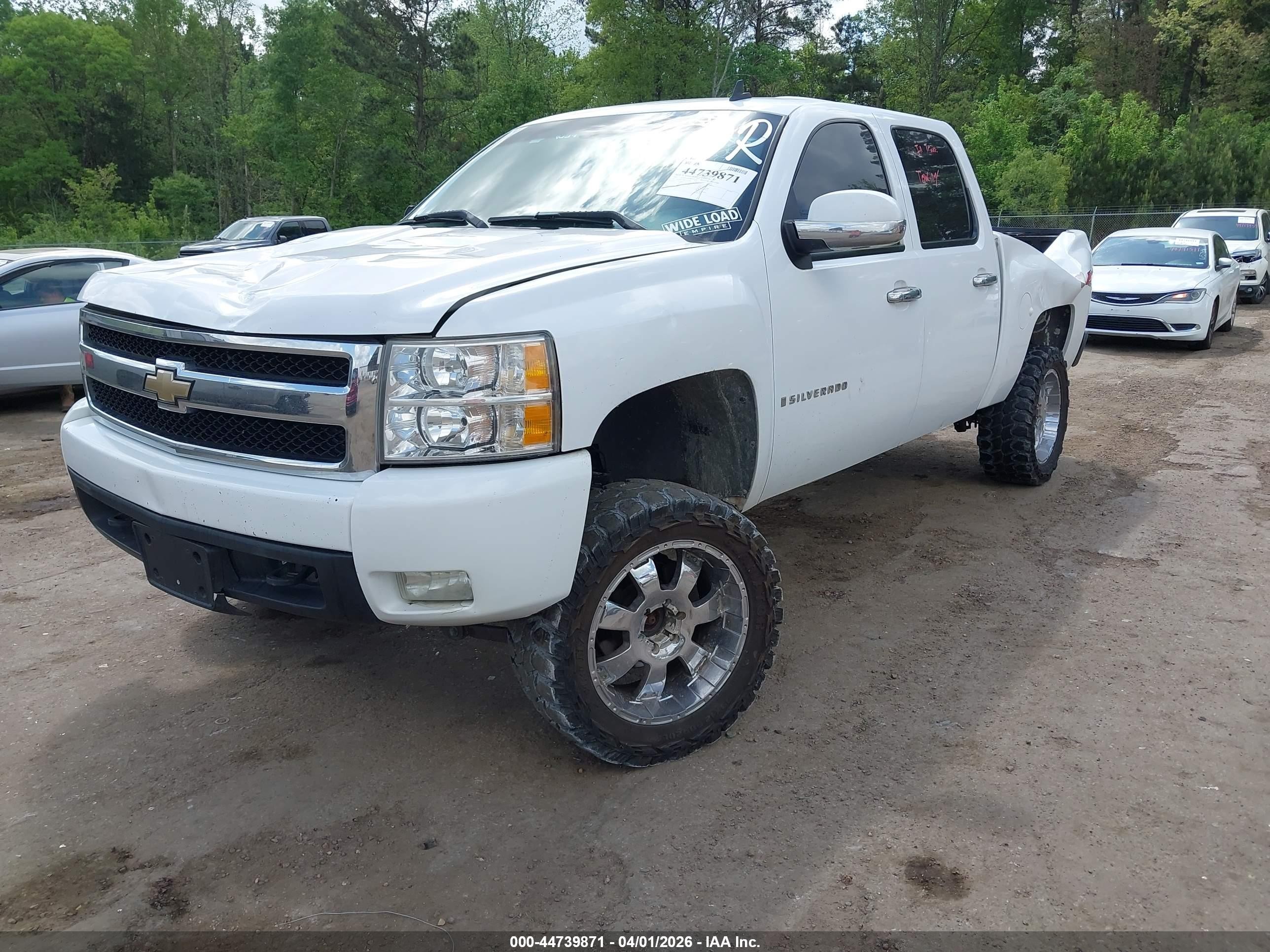 2007 Chevrolet Silverado 1500 Ltz White vin: 2GCEK13M471572904