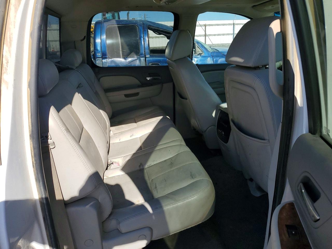 2007 Chevrolet Silverado K1500 Crew Cab Белый vin: 2GCEK13M571566738