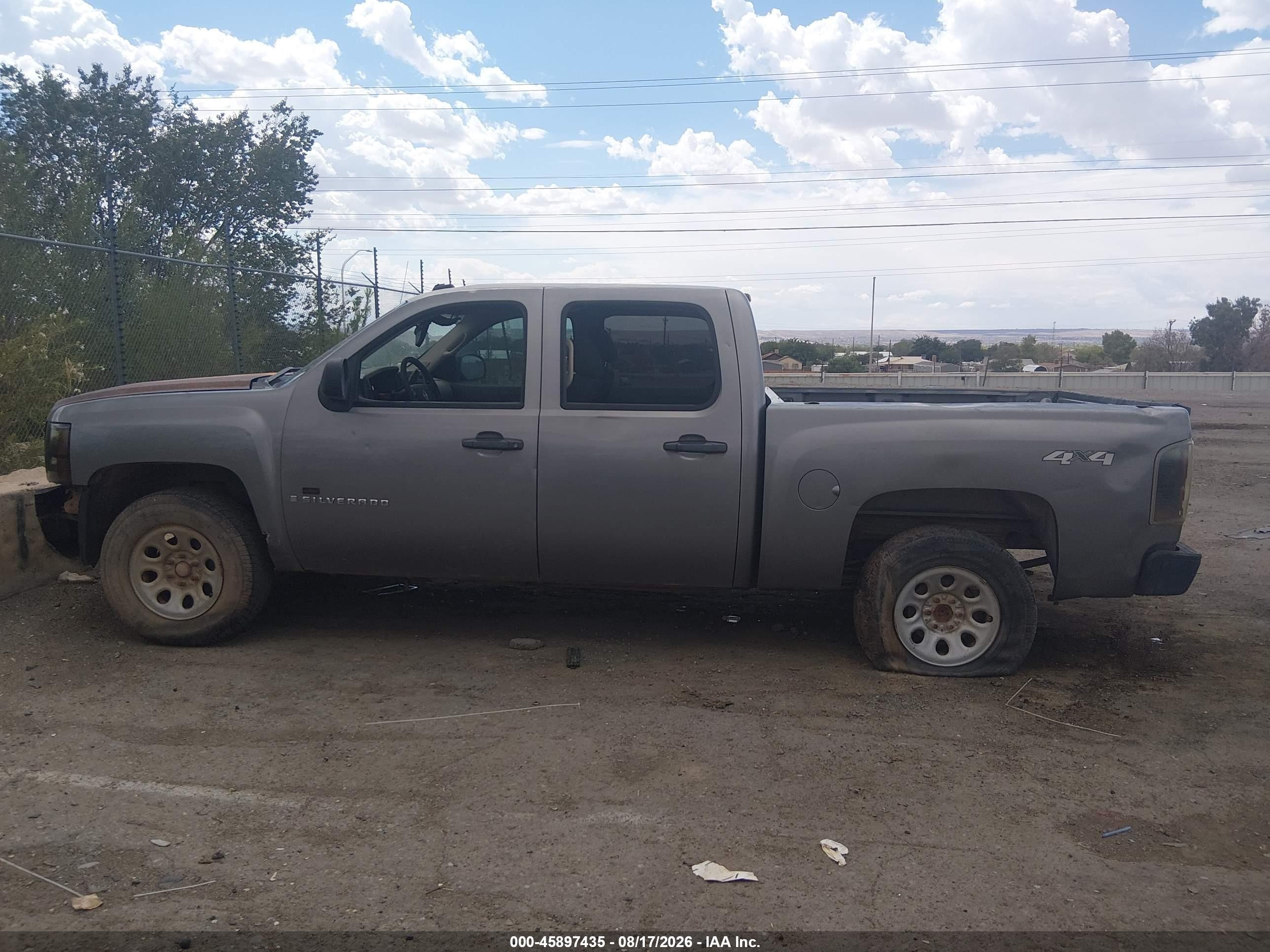 2008 Chevrolet Silverado 1500 Work Truck Gray vin: 2GCEK13M581160394