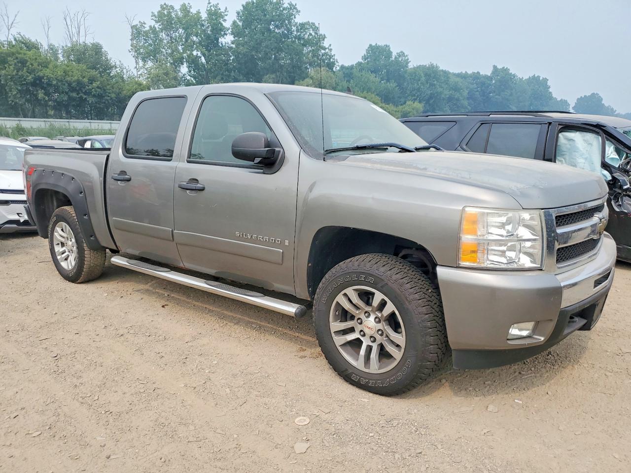 2008 Chevrolet Silverado K1500 Серый vin: 2GCEK13M681169508