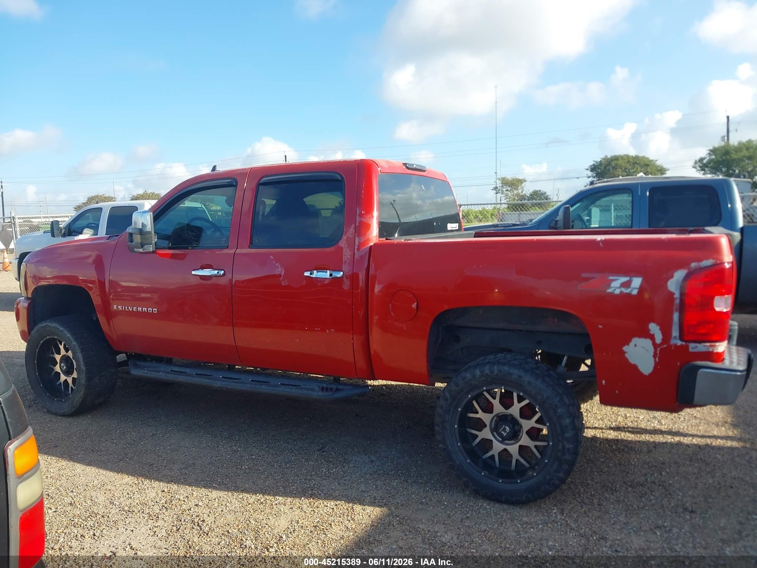 2007 Chevrolet Silverado 1500 Ltz Красный vin: 2GCEK13M771524362