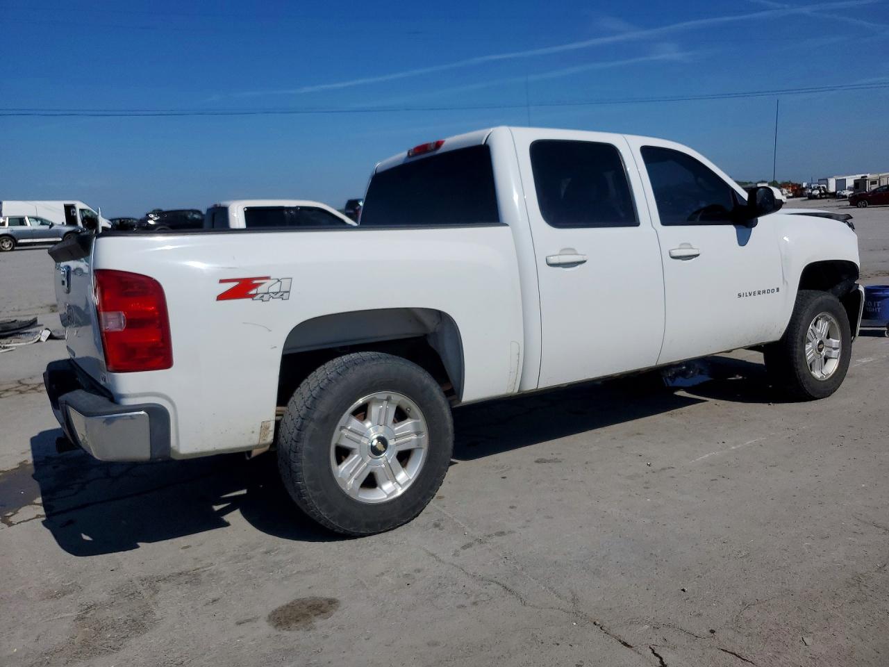 2008 Chevrolet Silverado K1500 White vin: 2GCEK13M781234494