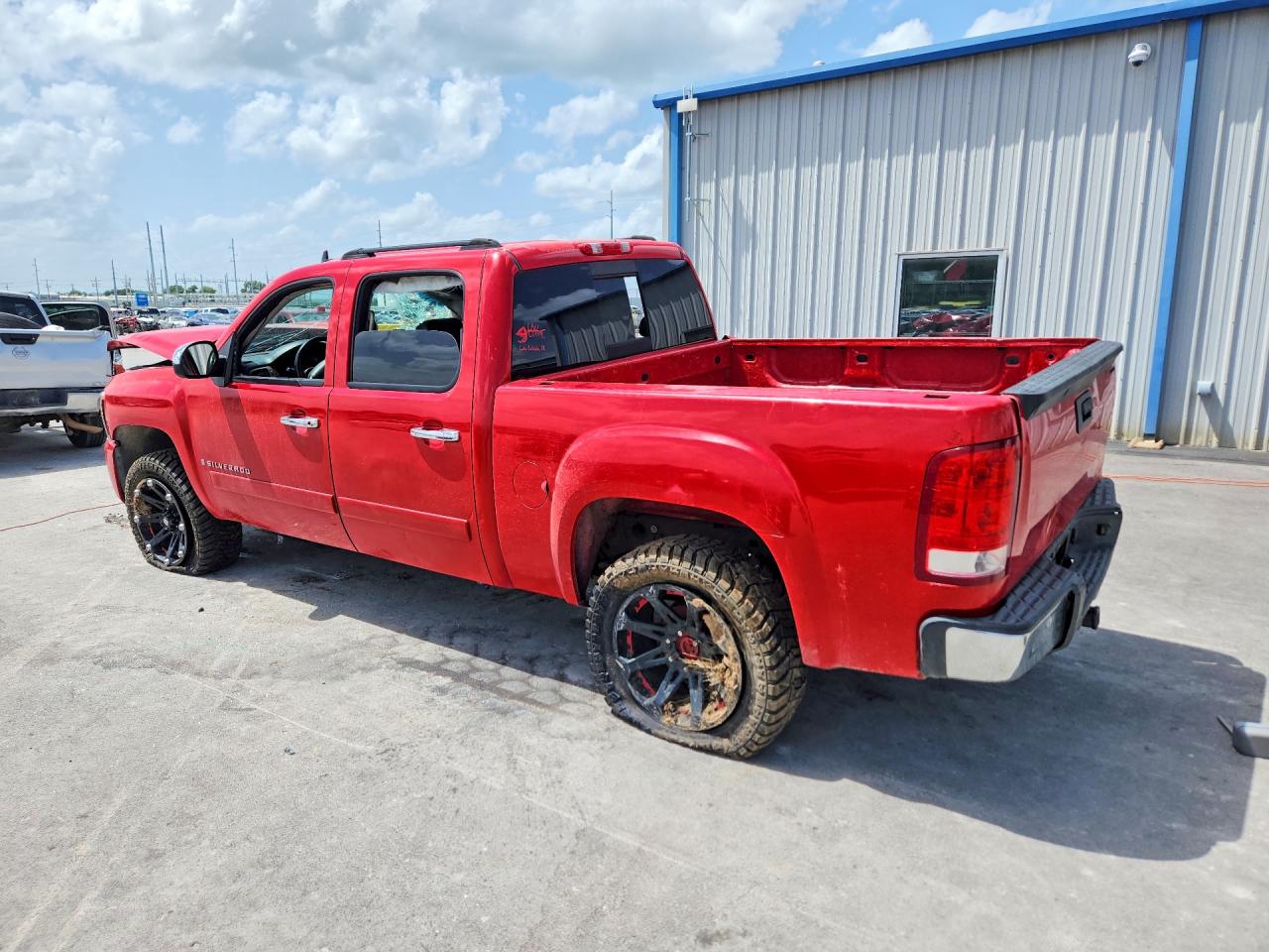2007 Chevrolet Silverado K1500 Crew Cab Красный vin: 2GCEK13M871509935