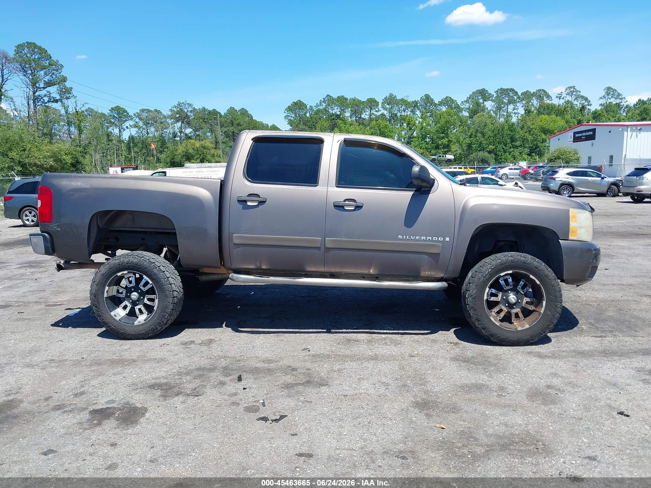 2007 Chevrolet Silverado K1500 Crew Cab Brown vin: 2GCEK13M871551506