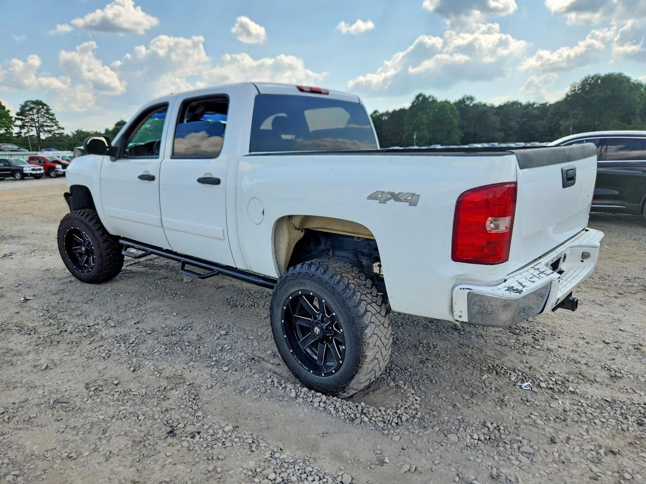2008 Chevrolet Silverado K1500 White vin: 2GCEK13M981132890