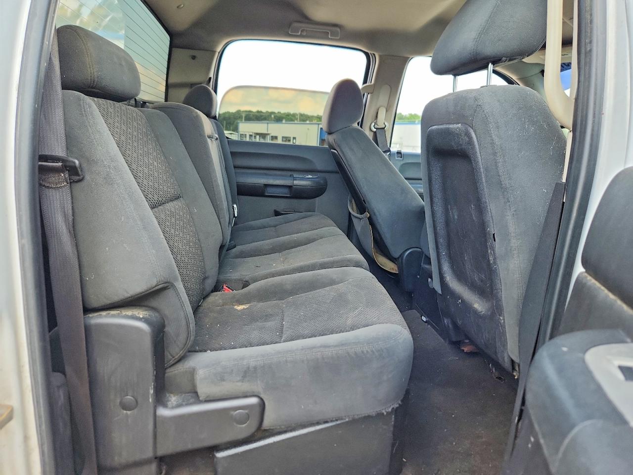2008 Chevrolet Silverado K1500 White vin: 2GCEK13M981132890