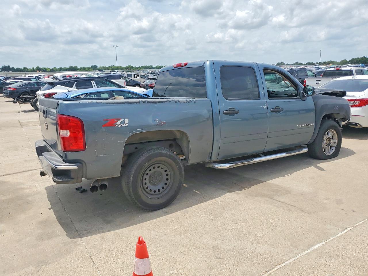 2007 Chevrolet Silverado K1500 Crew Cab Blue vin: 2GCEK13MX71641014
