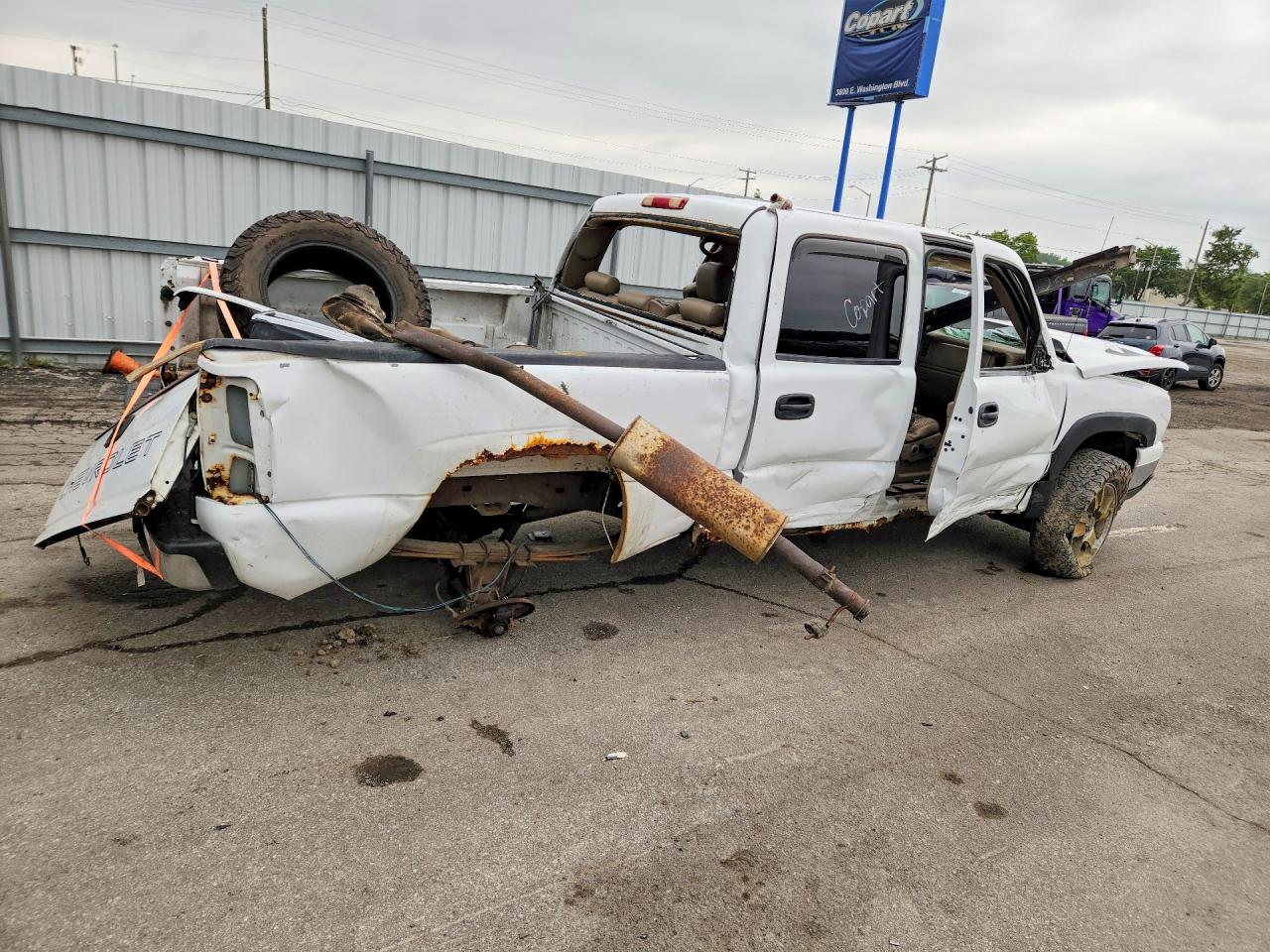 2007 Chevrolet Silverado K1500 Classic Crew Cab Белый vin: 2GCEK13N271182926