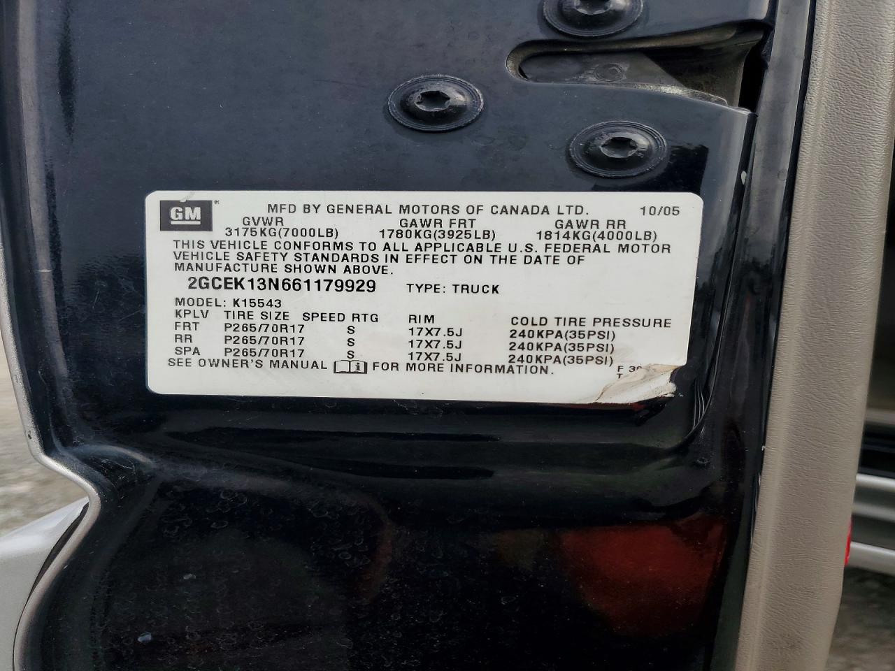 2006 Chevrolet Silverado K1500 Two Tone vin: 2GCEK13N661179929