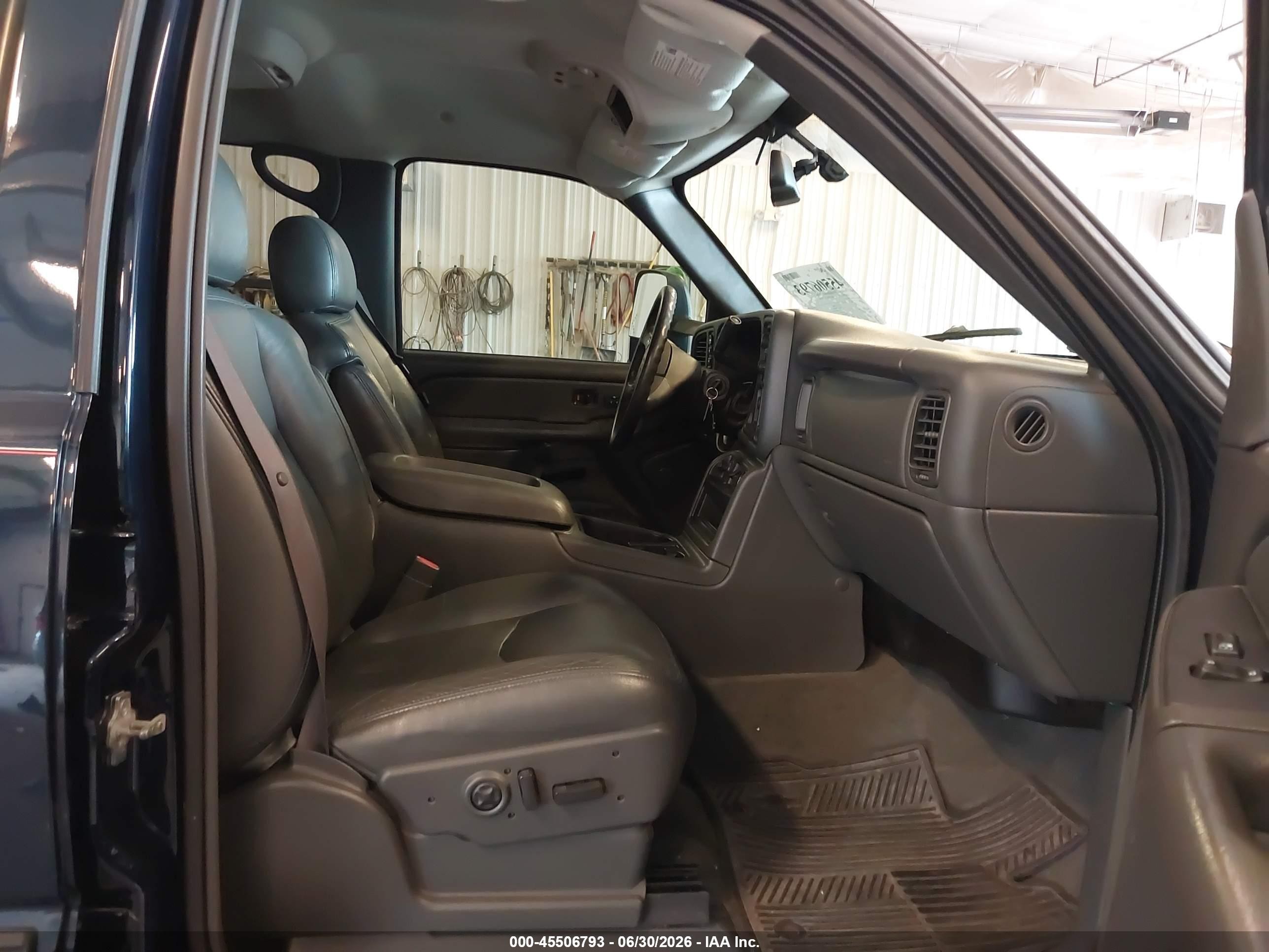 2005 Chevrolet Silverado 1500 Z71 Blue vin: 2GCEK13T051211528