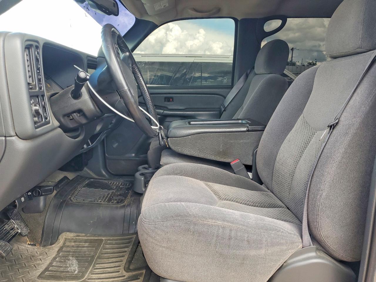 2005 Chevrolet Silverado K1500 Tan vin: 2GCEK13T051336903