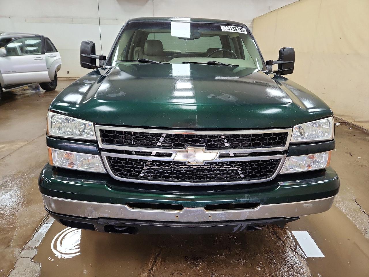 2006 Chevrolet Silverado K1500 Green vin: 2GCEK13T061104870
