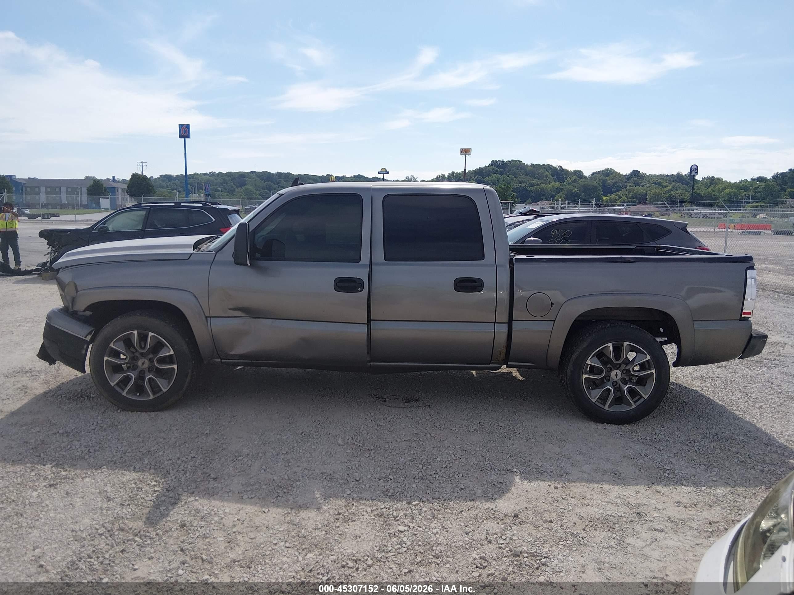 2006 Chevrolet Silverado 1500 Lt1 Gray vin: 2GCEK13T061217072