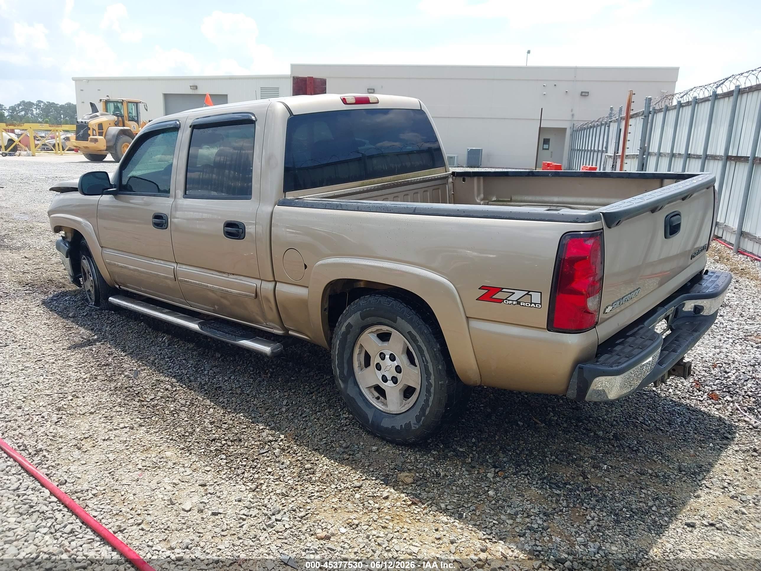 2005 Chevrolet Silverado 1500 Z71 Gold vin: 2GCEK13T151104651
