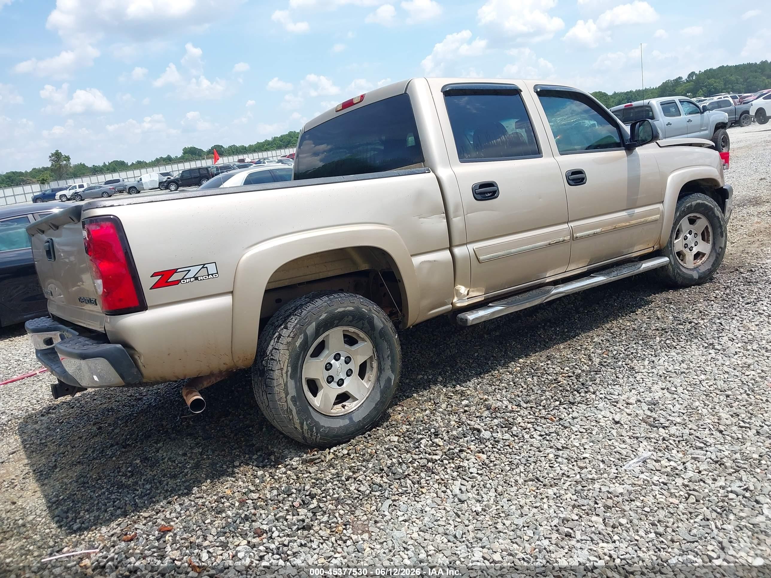 2005 Chevrolet Silverado 1500 Z71 Gold vin: 2GCEK13T151104651