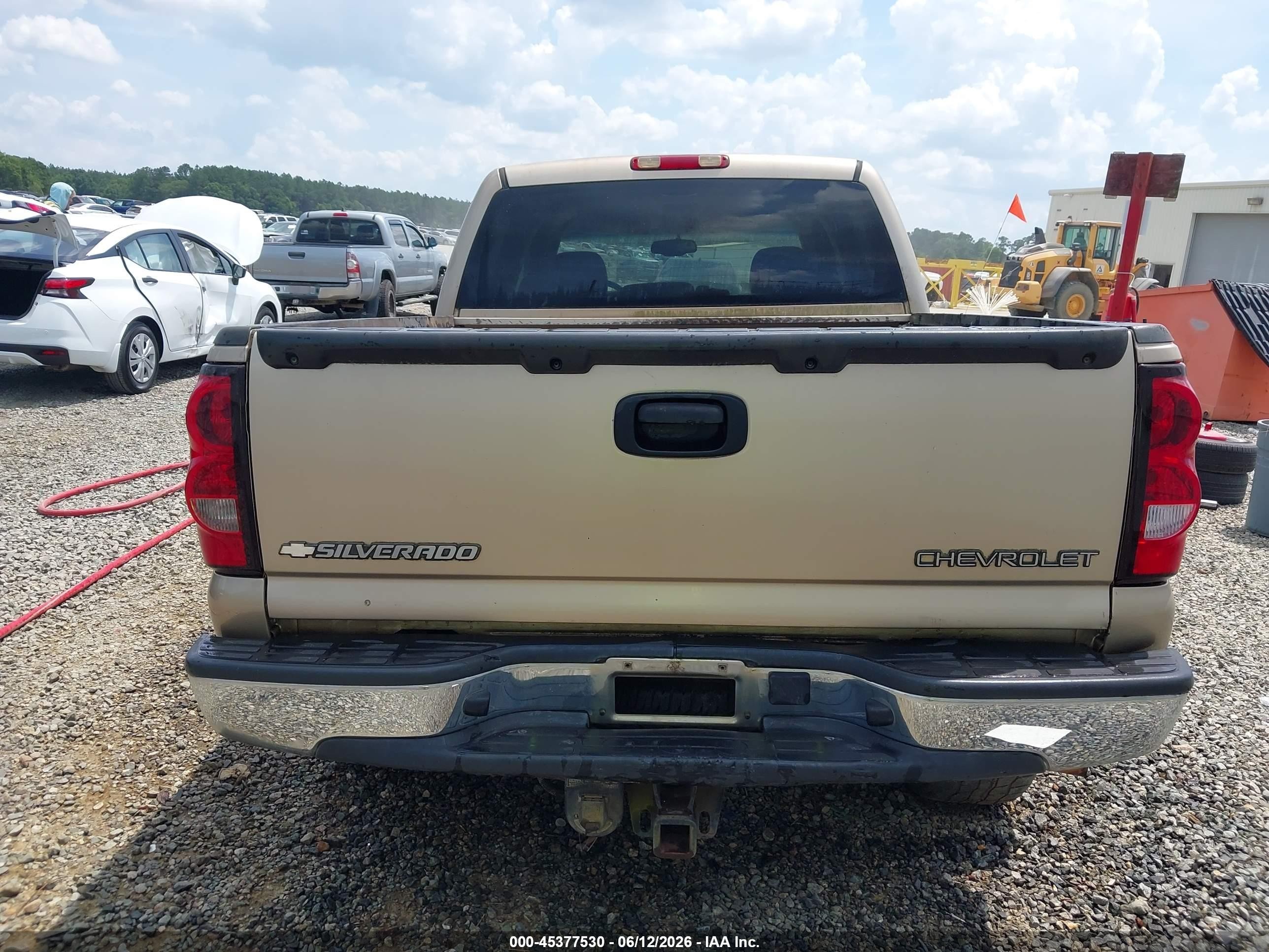 2005 Chevrolet Silverado 1500 Z71 Gold vin: 2GCEK13T151104651