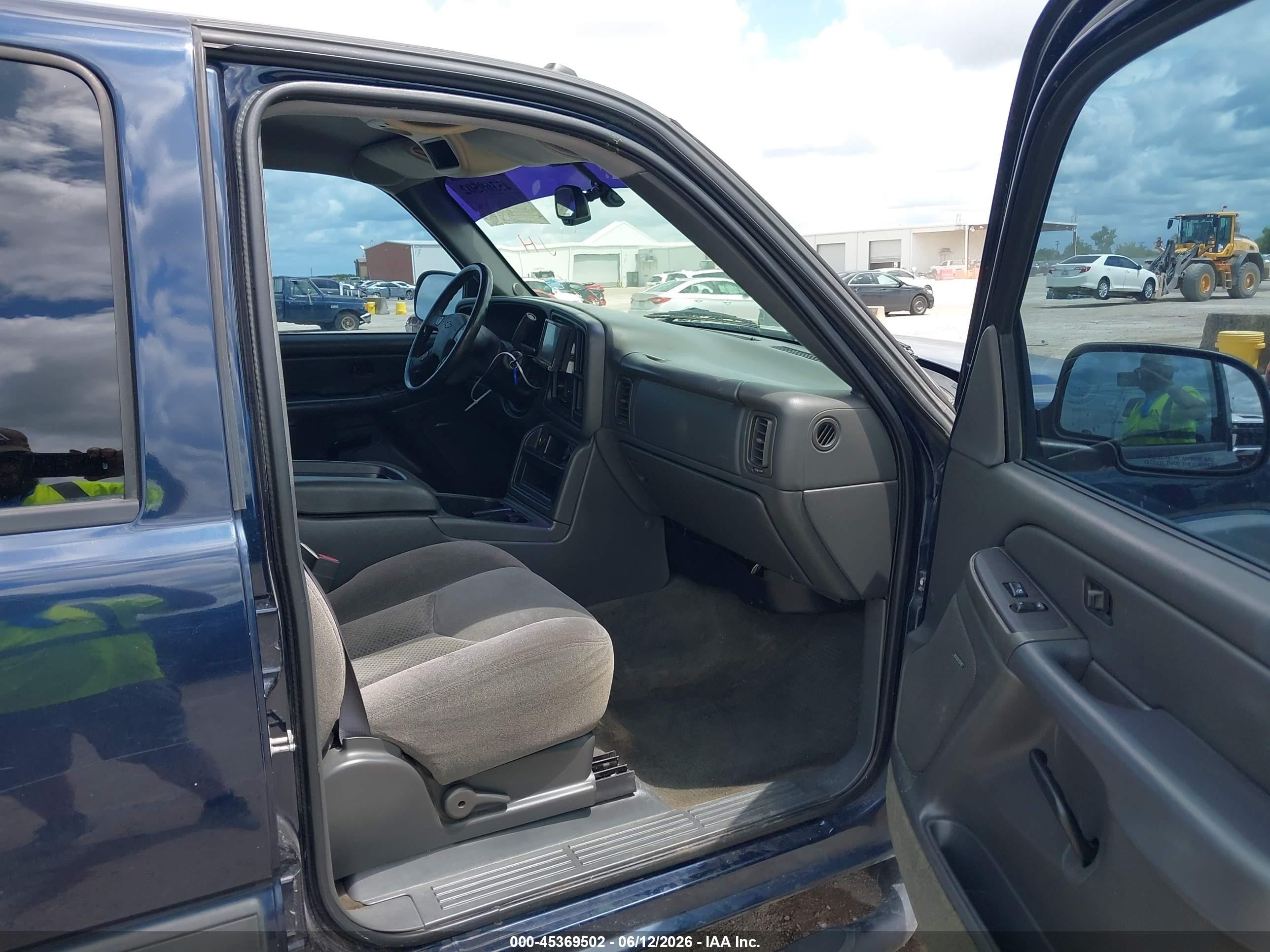 2005 Chevrolet Silverado 1500 Z71 Blue vin: 2GCEK13T151167474