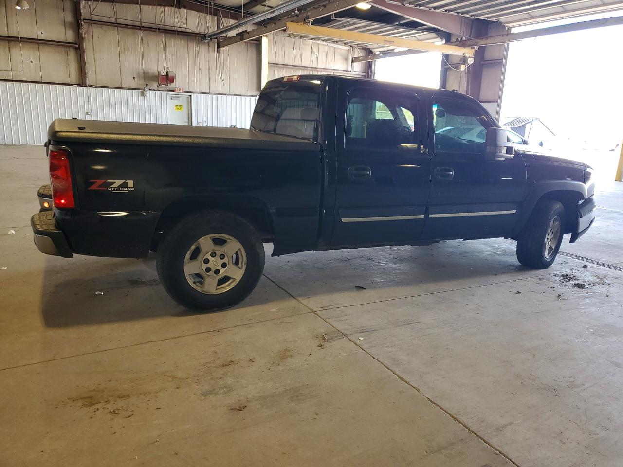 2005 Chevrolet Silverado K1500 Black vin: 2GCEK13T151200439