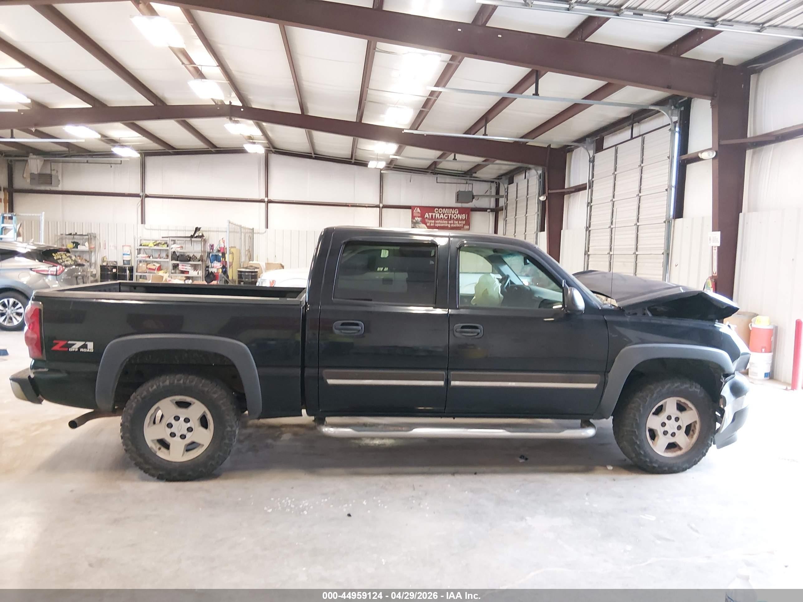 2005 Chevrolet Silverado 1500 Z71 Черный vin: 2GCEK13T151376374
