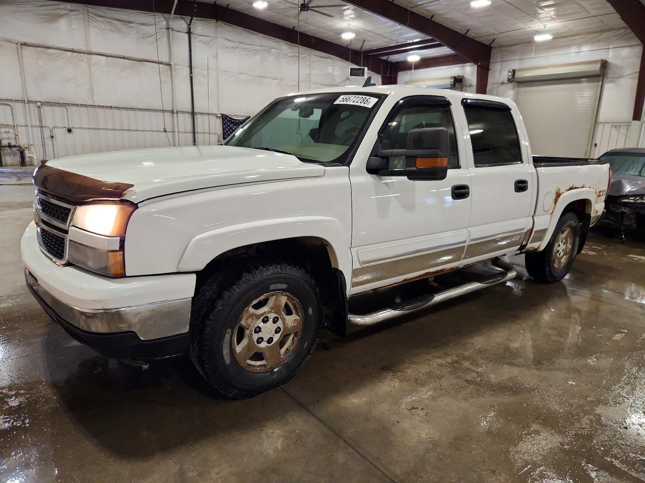 2006 Chevrolet Silverado K1500 White vin: 2GCEK13T161195227