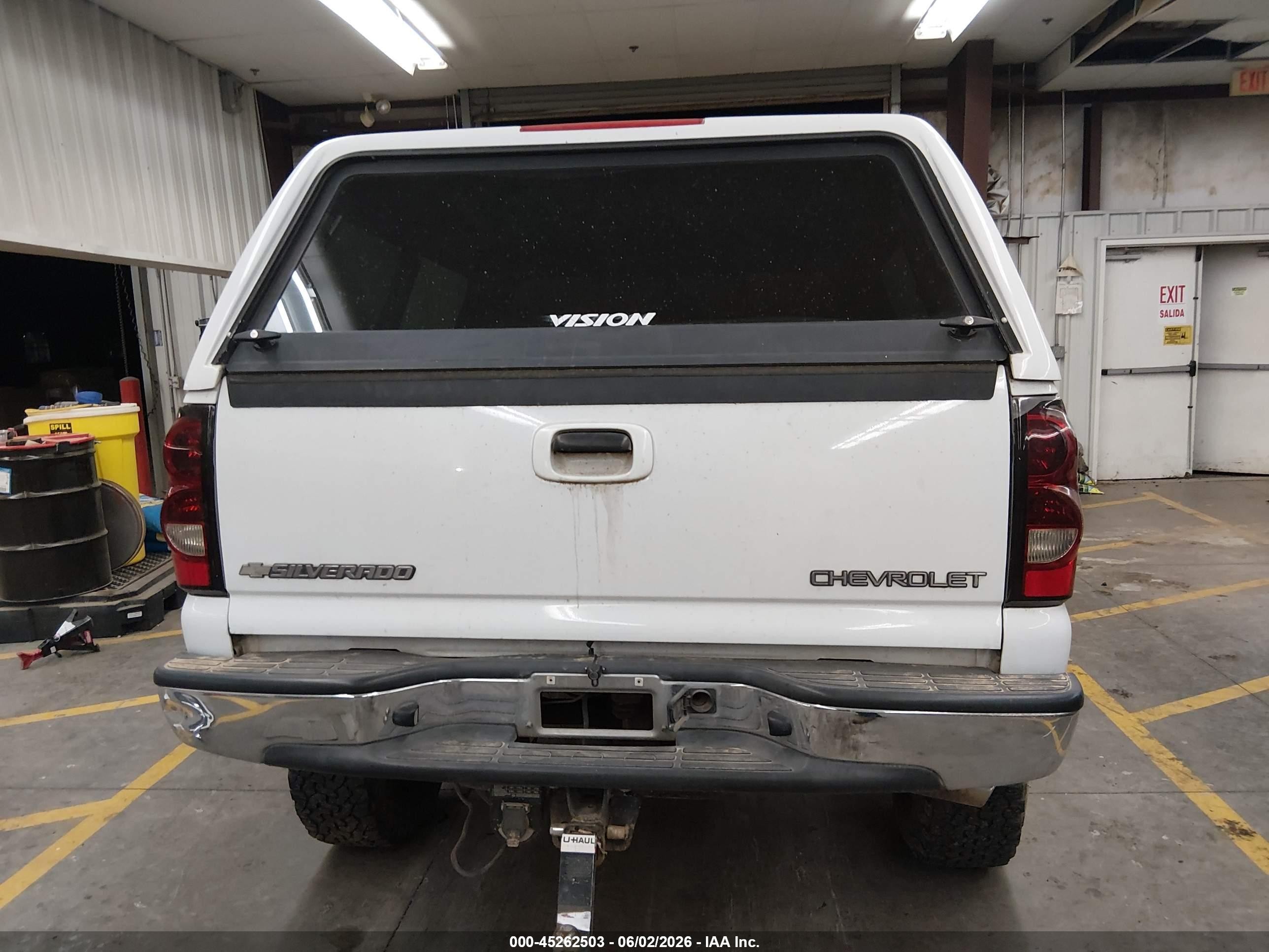 2004 Chevrolet Silverado 1500 Z71 White vin: 2GCEK13T241432434