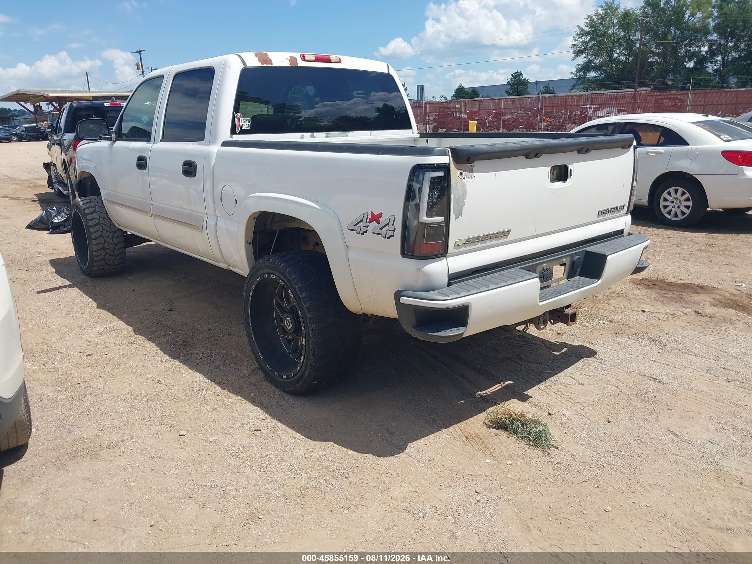 2005 Chevrolet Silverado 1500 Z71 White vin: 2GCEK13T251210753