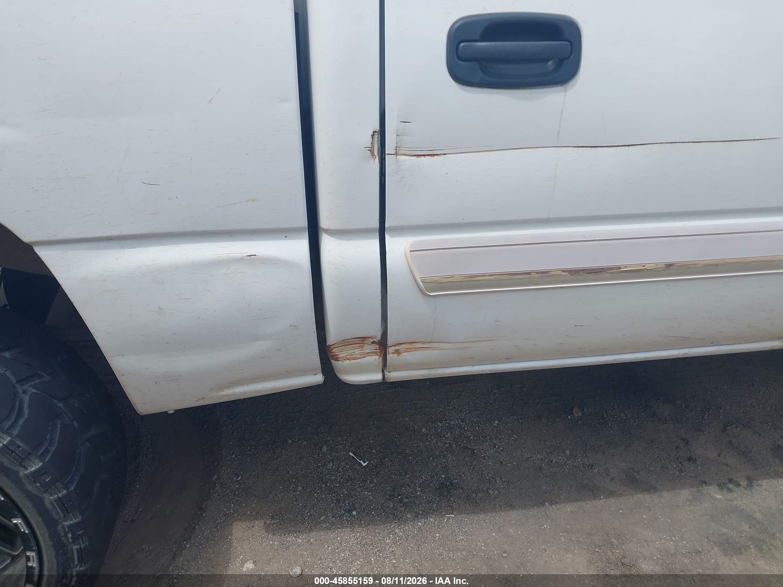 2005 Chevrolet Silverado 1500 Z71 White vin: 2GCEK13T251210753