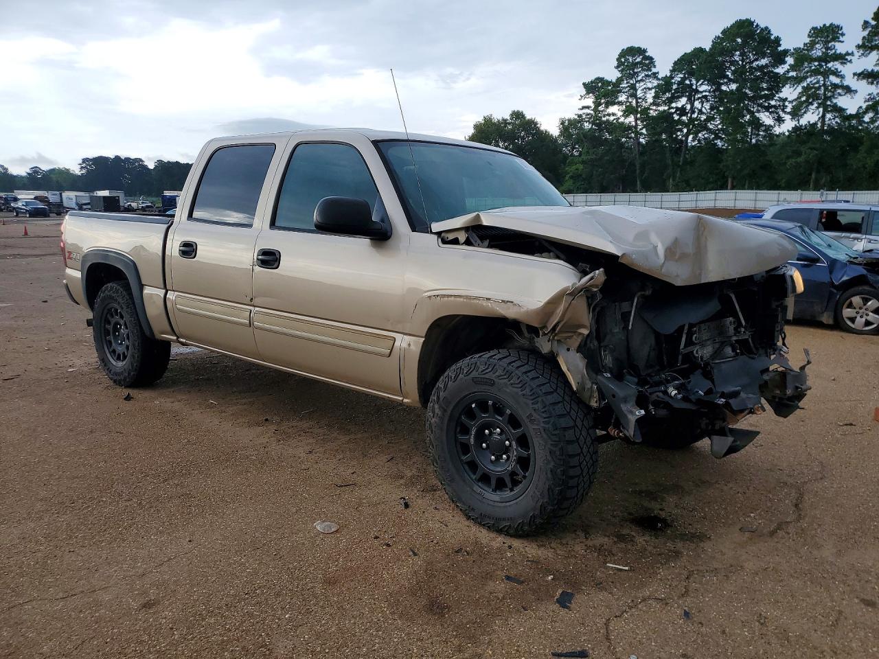 2006 Chevrolet Silverado K1500 Beige vin: 2GCEK13T261202363