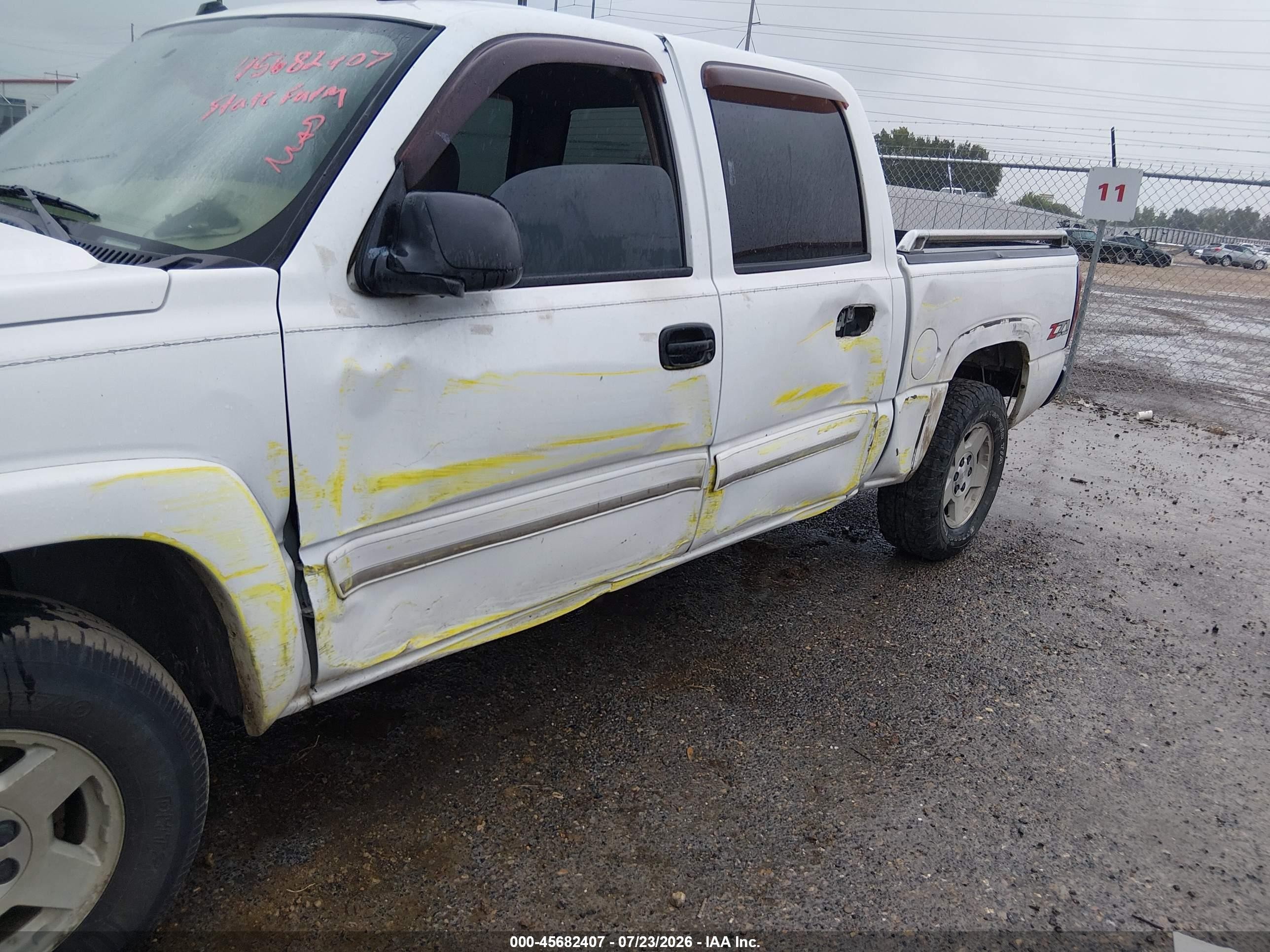 2004 Chevrolet Silverado 1500 Z71 White vin: 2GCEK13T341326266