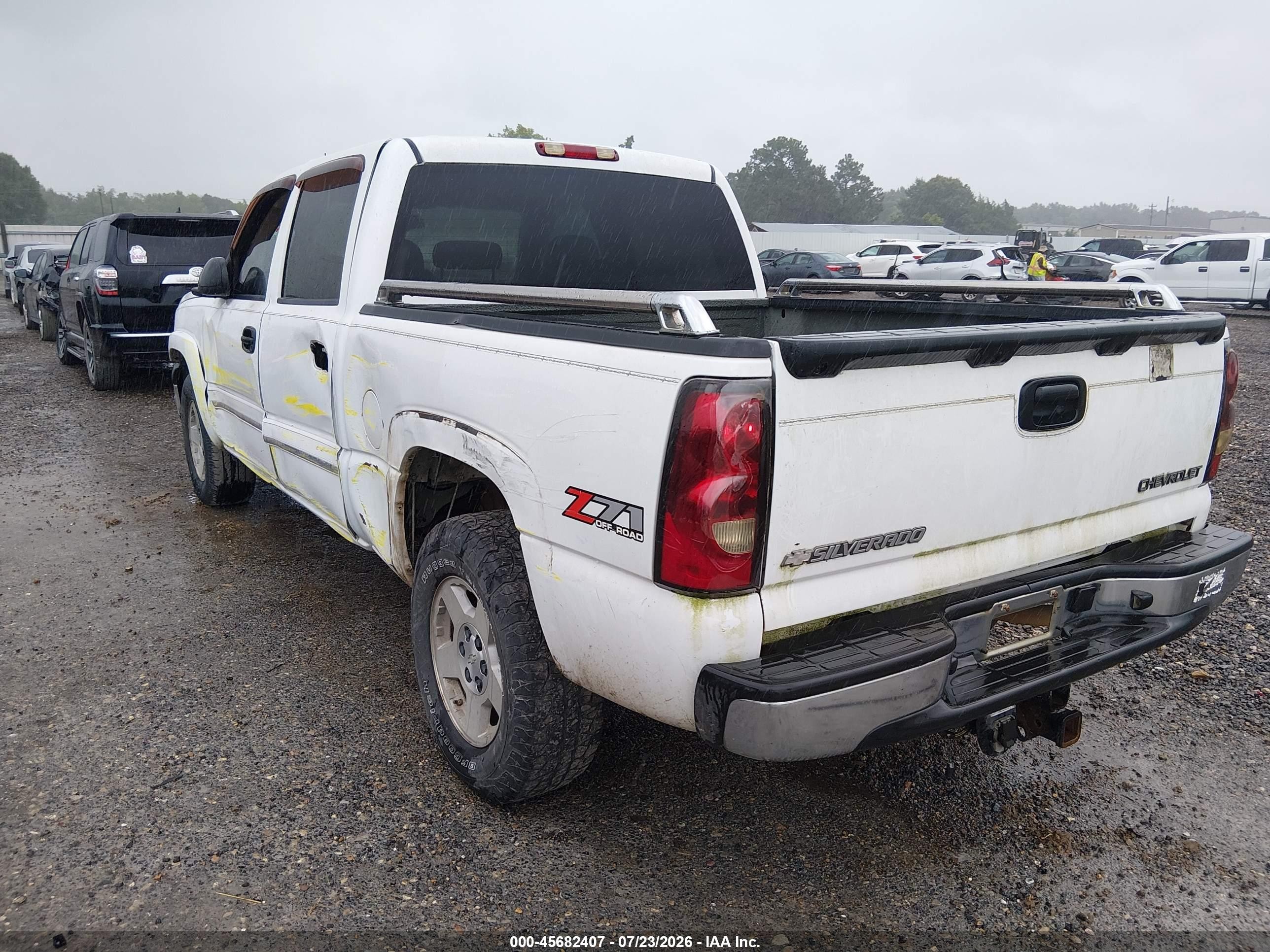 2004 Chevrolet Silverado 1500 Z71 White vin: 2GCEK13T341326266