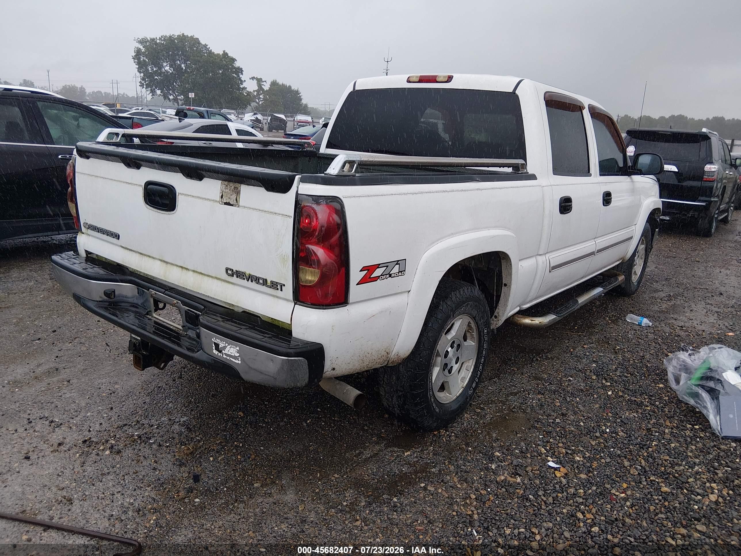 2004 Chevrolet Silverado 1500 Z71 White vin: 2GCEK13T341326266