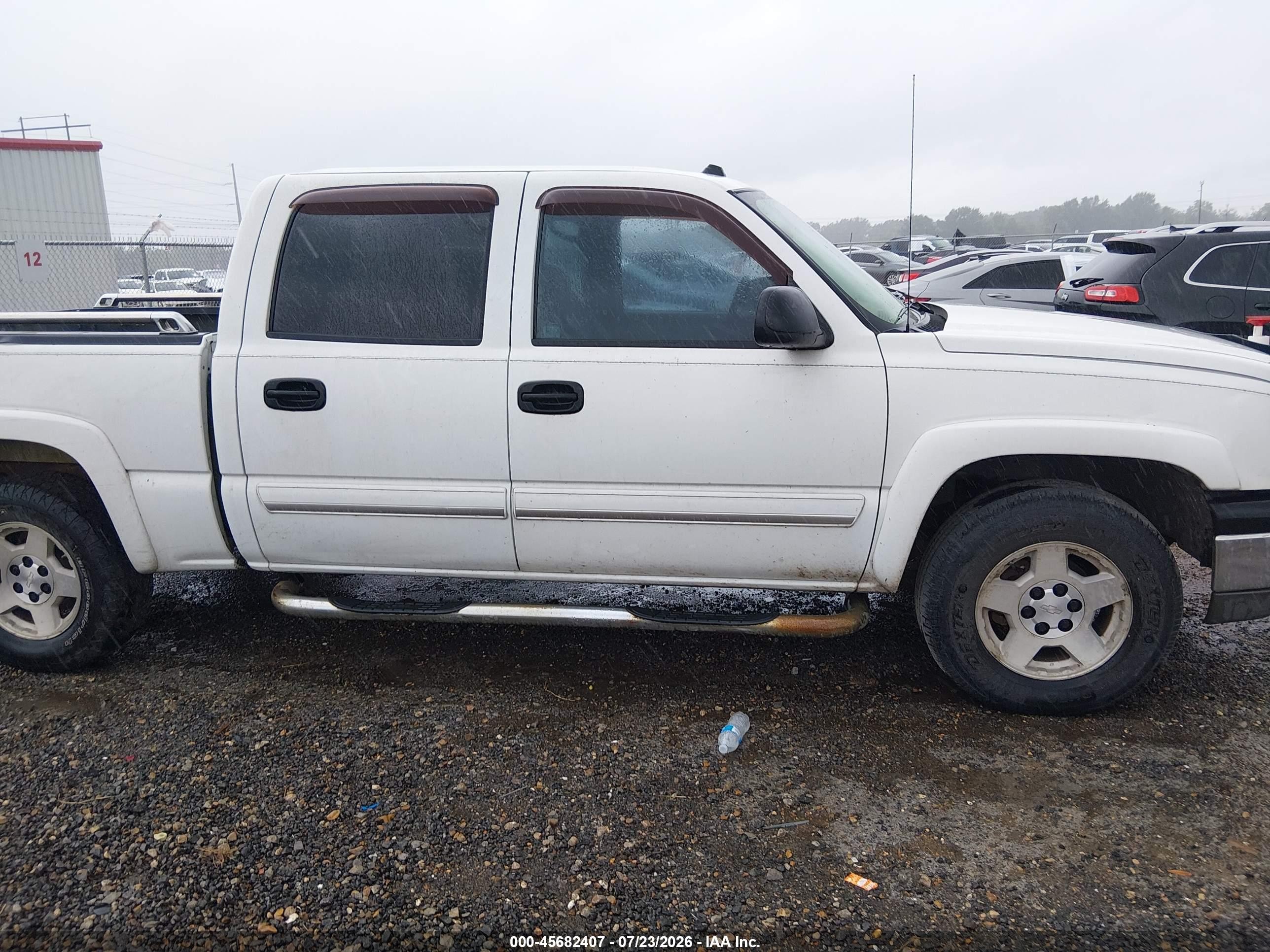 2004 Chevrolet Silverado 1500 Z71 White vin: 2GCEK13T341326266