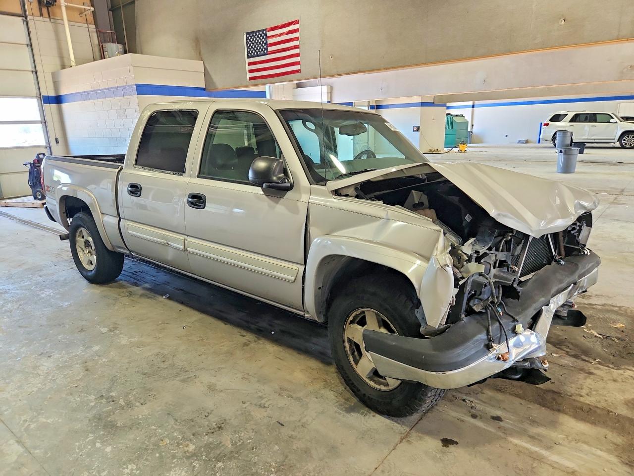 2005 Chevrolet Silverado K1500 Silver vin: 2GCEK13T351123380