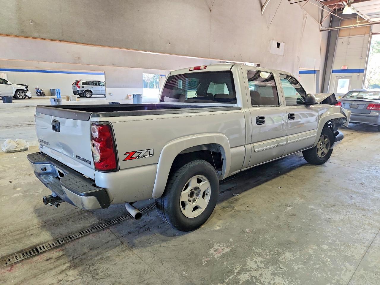 2005 Chevrolet Silverado K1500 Silver vin: 2GCEK13T351123380