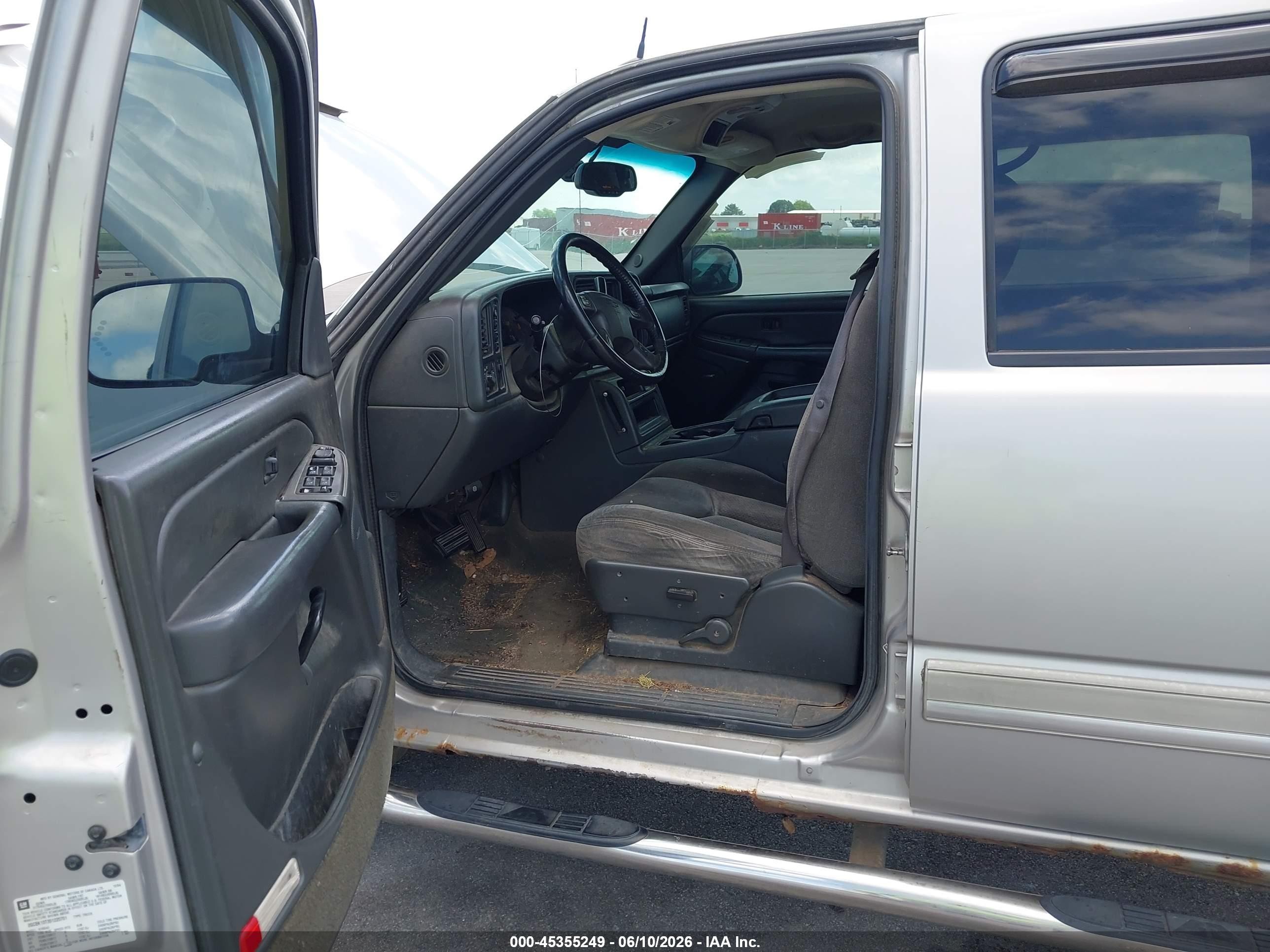 2005 Chevrolet Silverado 1500 Ls Серый vin: 2GCEK13T351225701