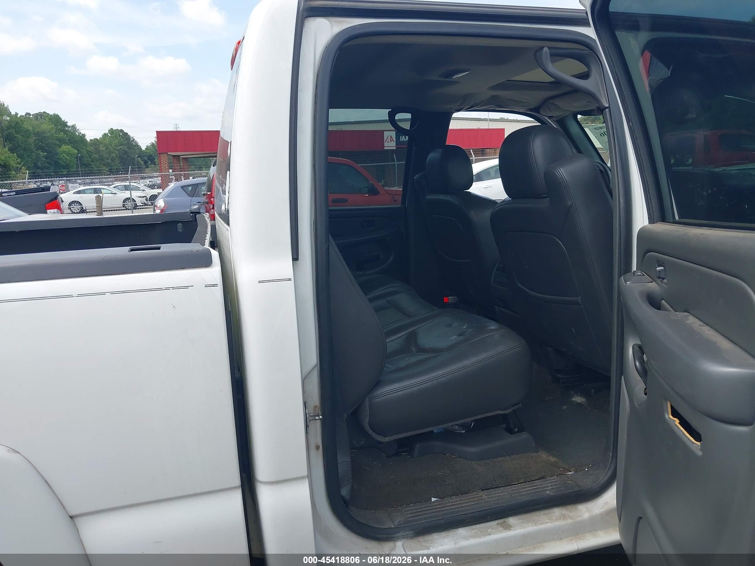 2006 Chevrolet Silverado 1500 Lt2 White vin: 2GCEK13T361104152