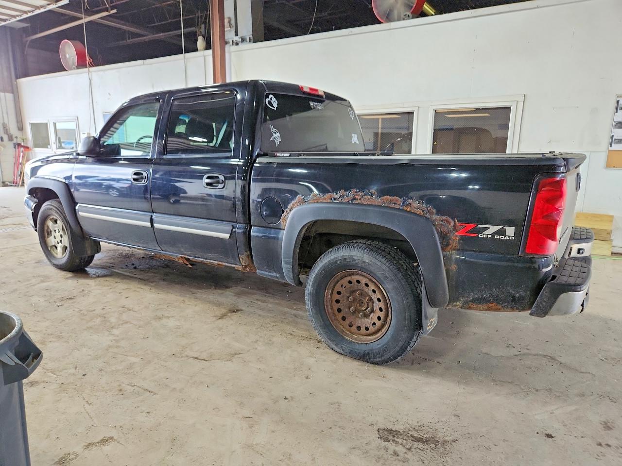 2006 Chevrolet Silverado K1500 Black vin: 2GCEK13T361195701