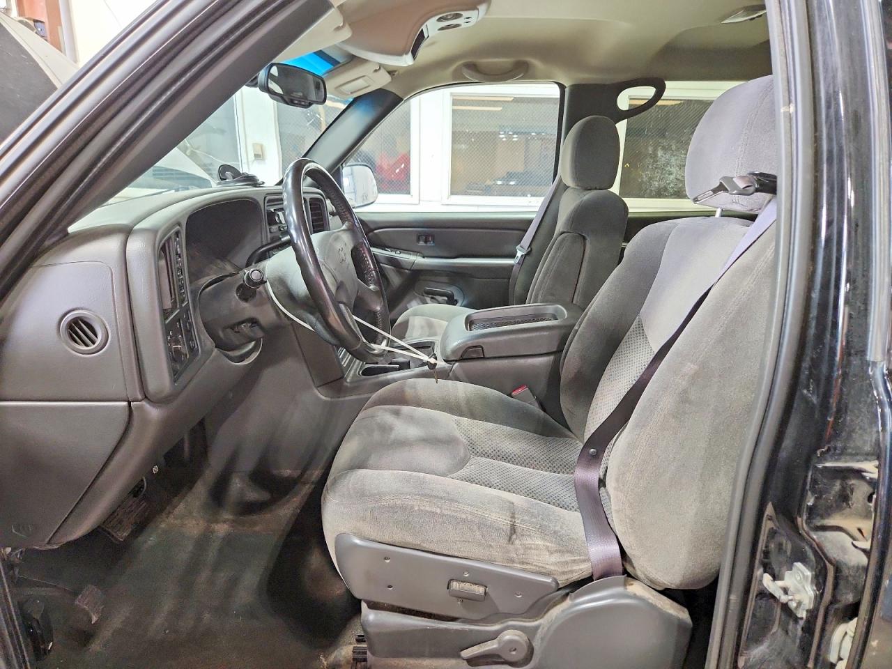 2006 Chevrolet Silverado K1500 Black vin: 2GCEK13T361195701