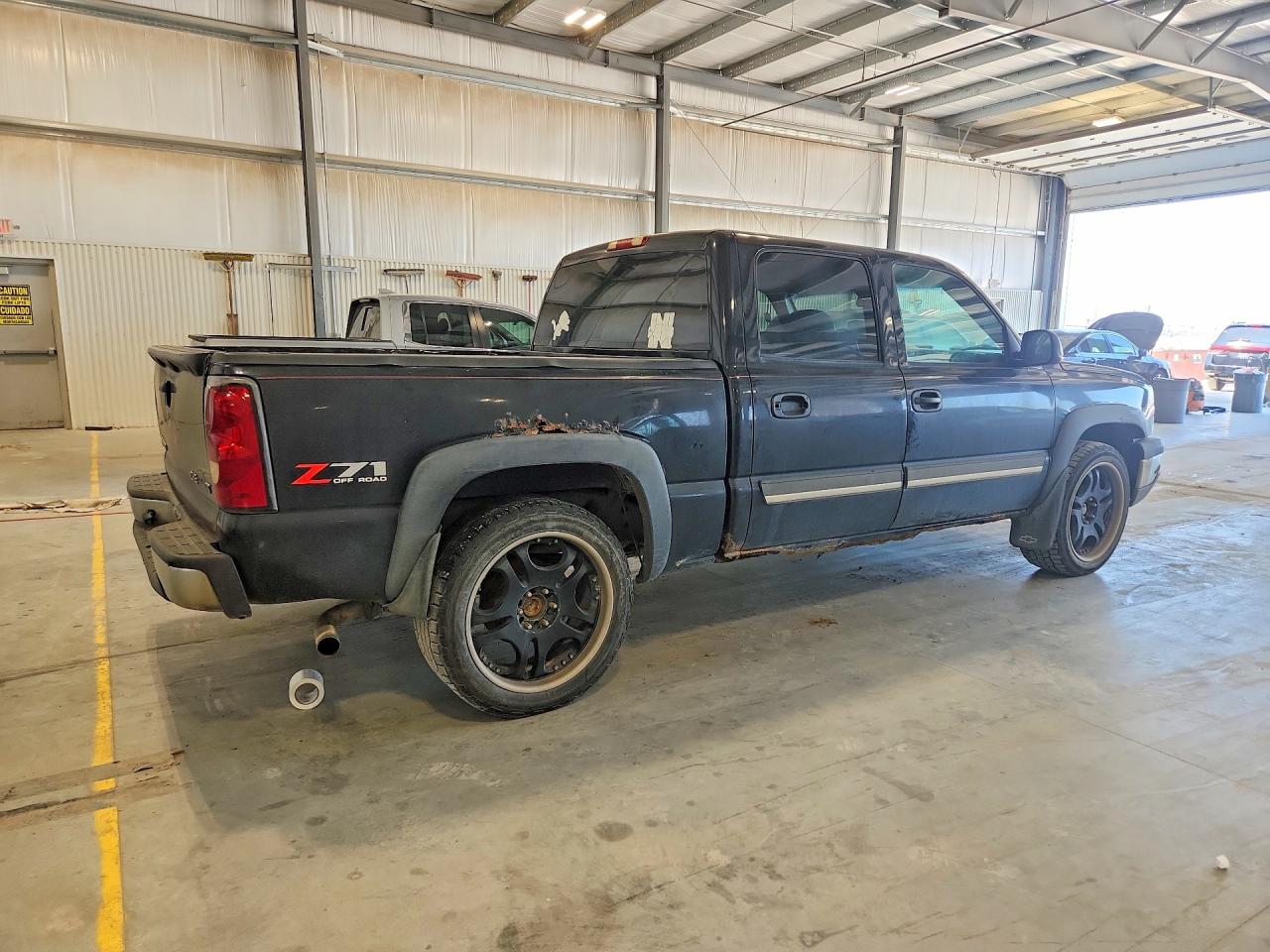 2004 Chevrolet Silverado K1500 Black vin: 2GCEK13T441304597