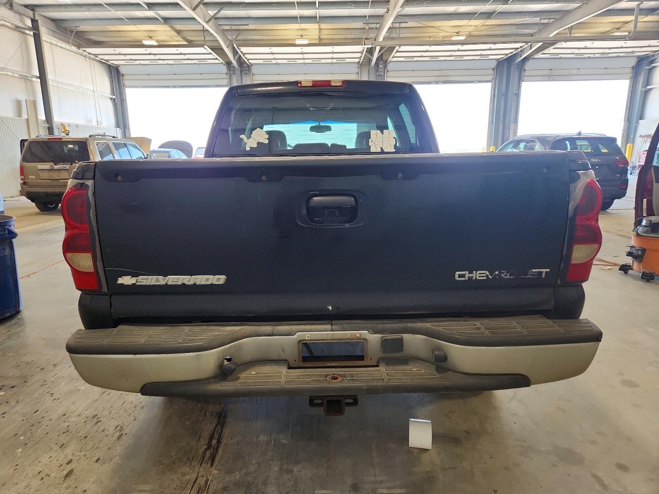 2004 Chevrolet Silverado K1500 Black vin: 2GCEK13T441304597