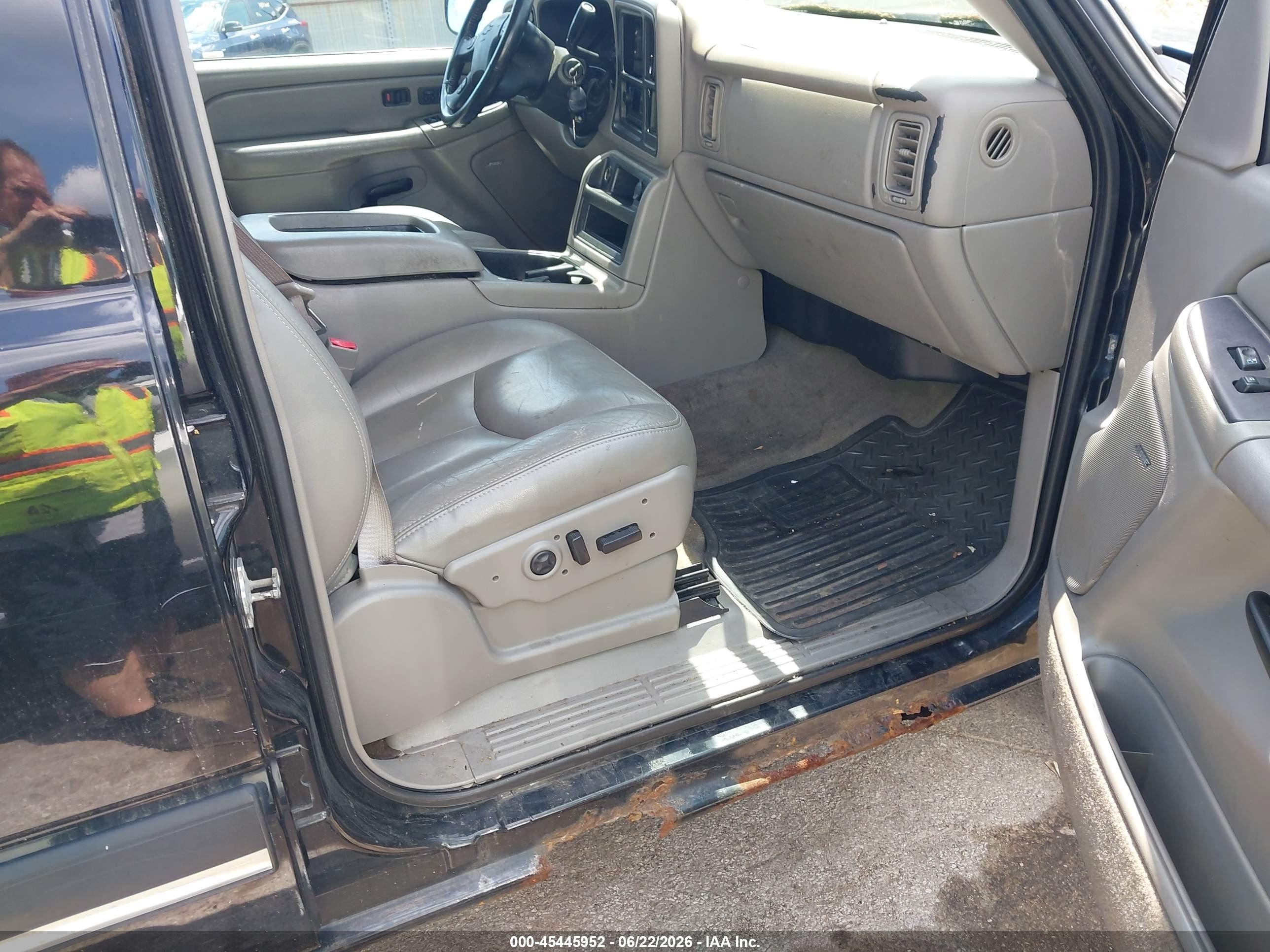 2004 Chevrolet Silverado 1500 Z71 Black vin: 2GCEK13T441310870
