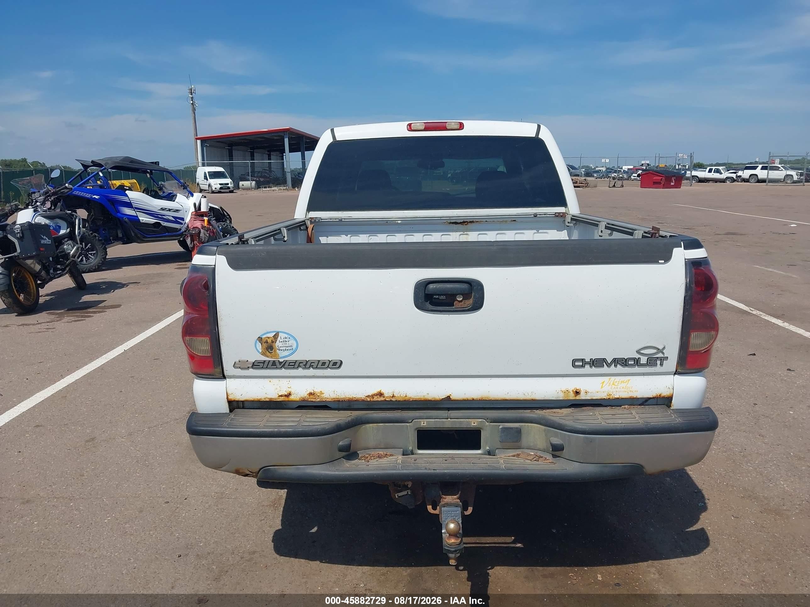 2005 Chevrolet Silverado 1500 Z71 White vin: 2GCEK13T451156257