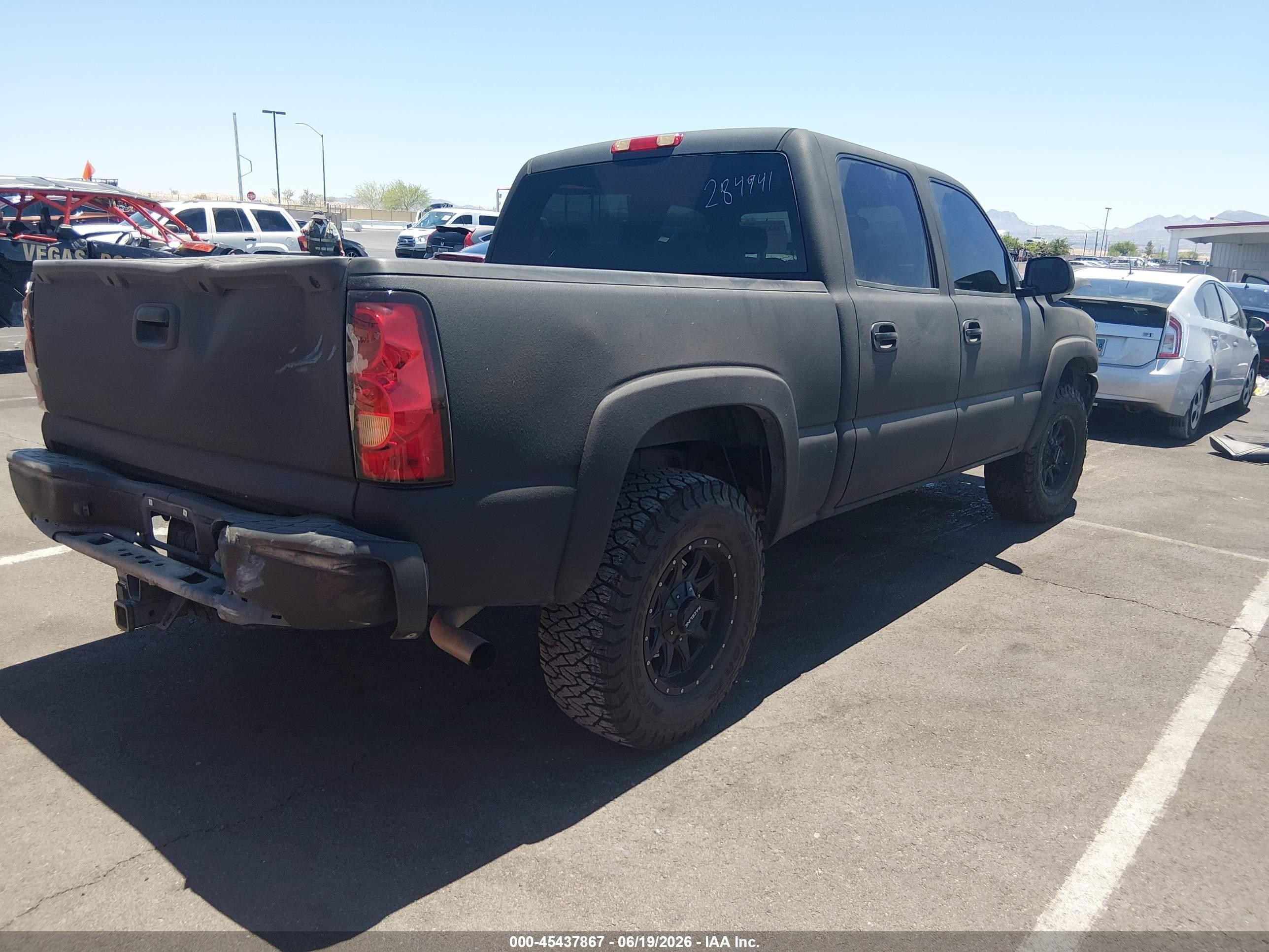 2005 Chevrolet Silverado 1500 Z71 Black vin: 2GCEK13T451314418