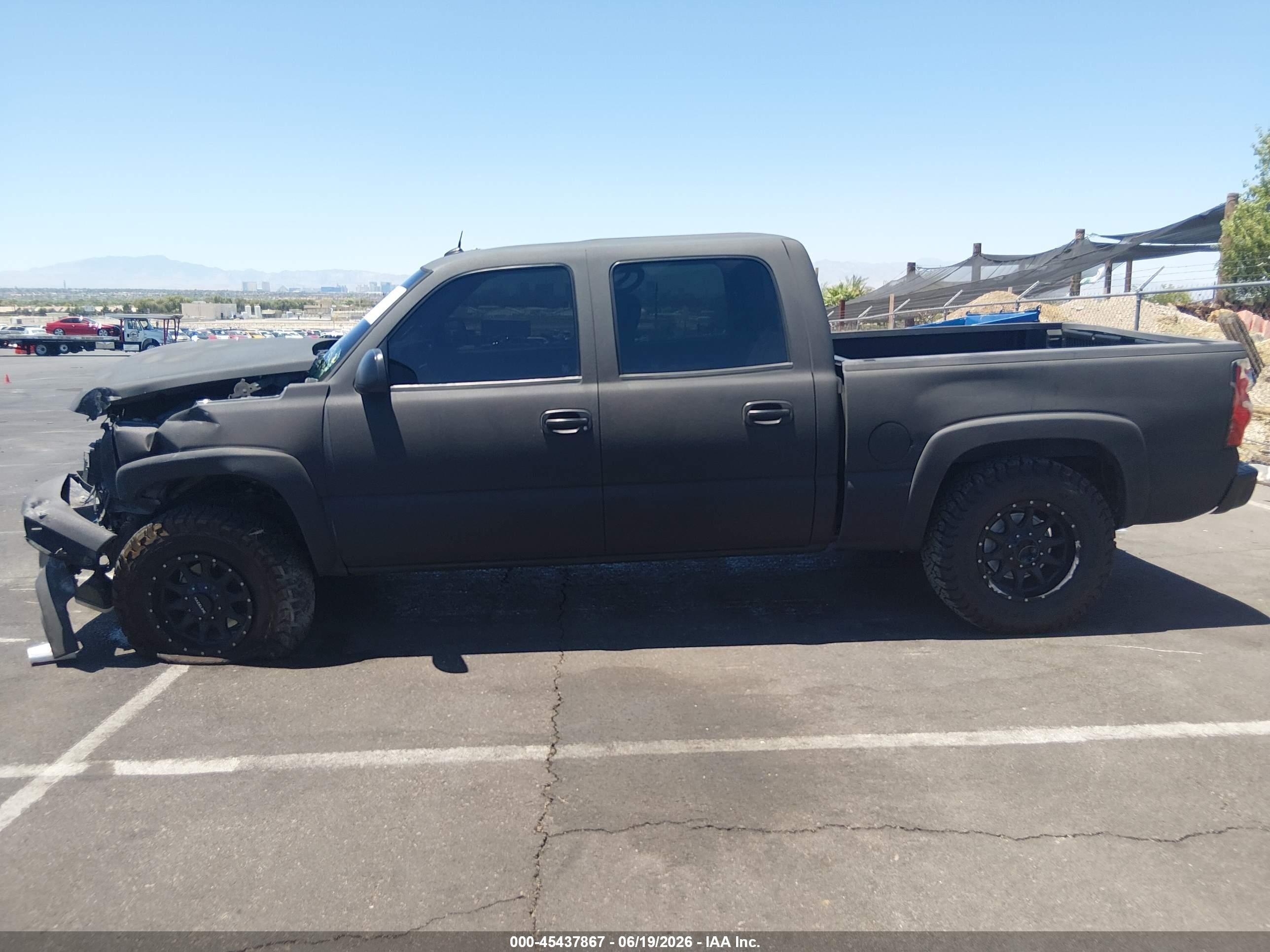 2005 Chevrolet Silverado 1500 Z71 Black vin: 2GCEK13T451314418