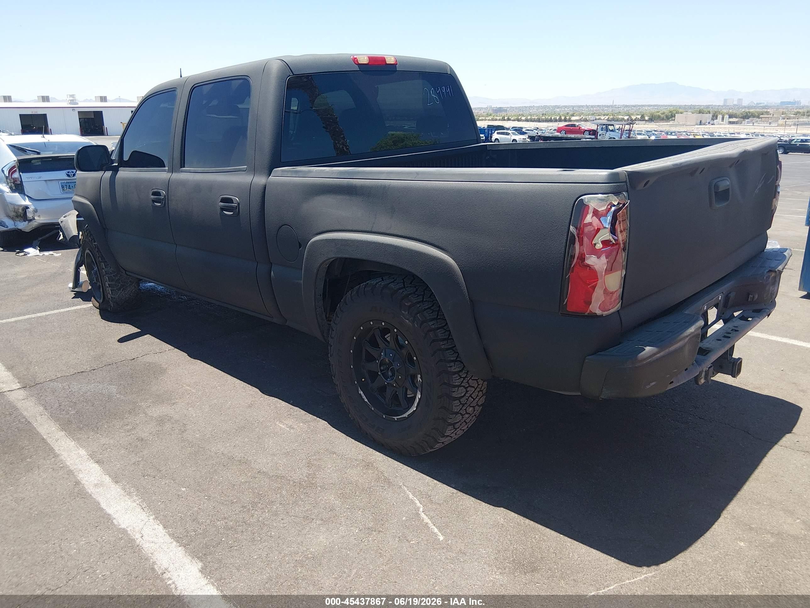 2005 Chevrolet Silverado 1500 Z71 Black vin: 2GCEK13T451314418