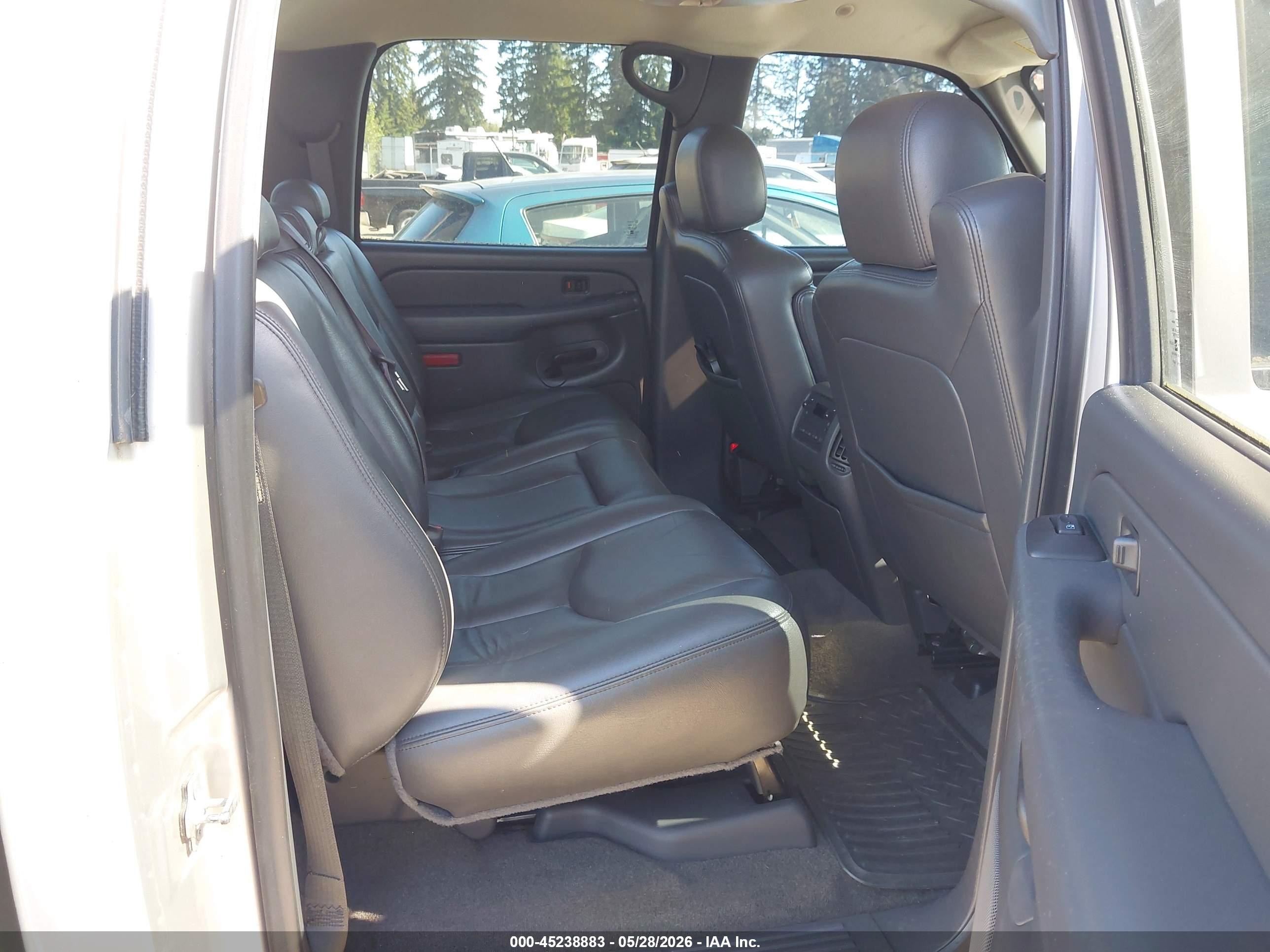 2005 Chevrolet Silverado 1500 Z71 Silver vin: 2GCEK13T451342221