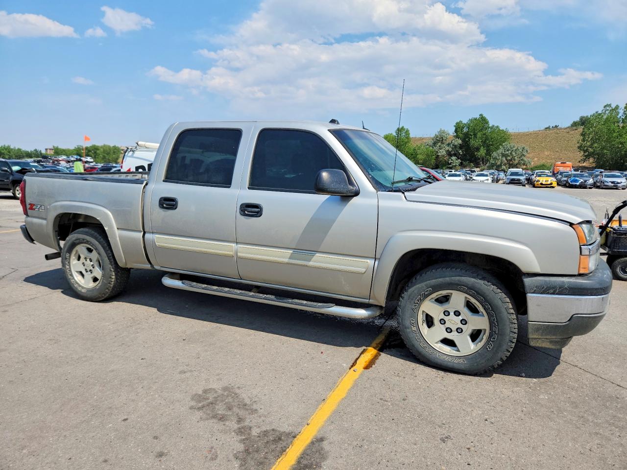 2005 Chevrolet Silverado K1500 Silver vin: 2GCEK13T451385845