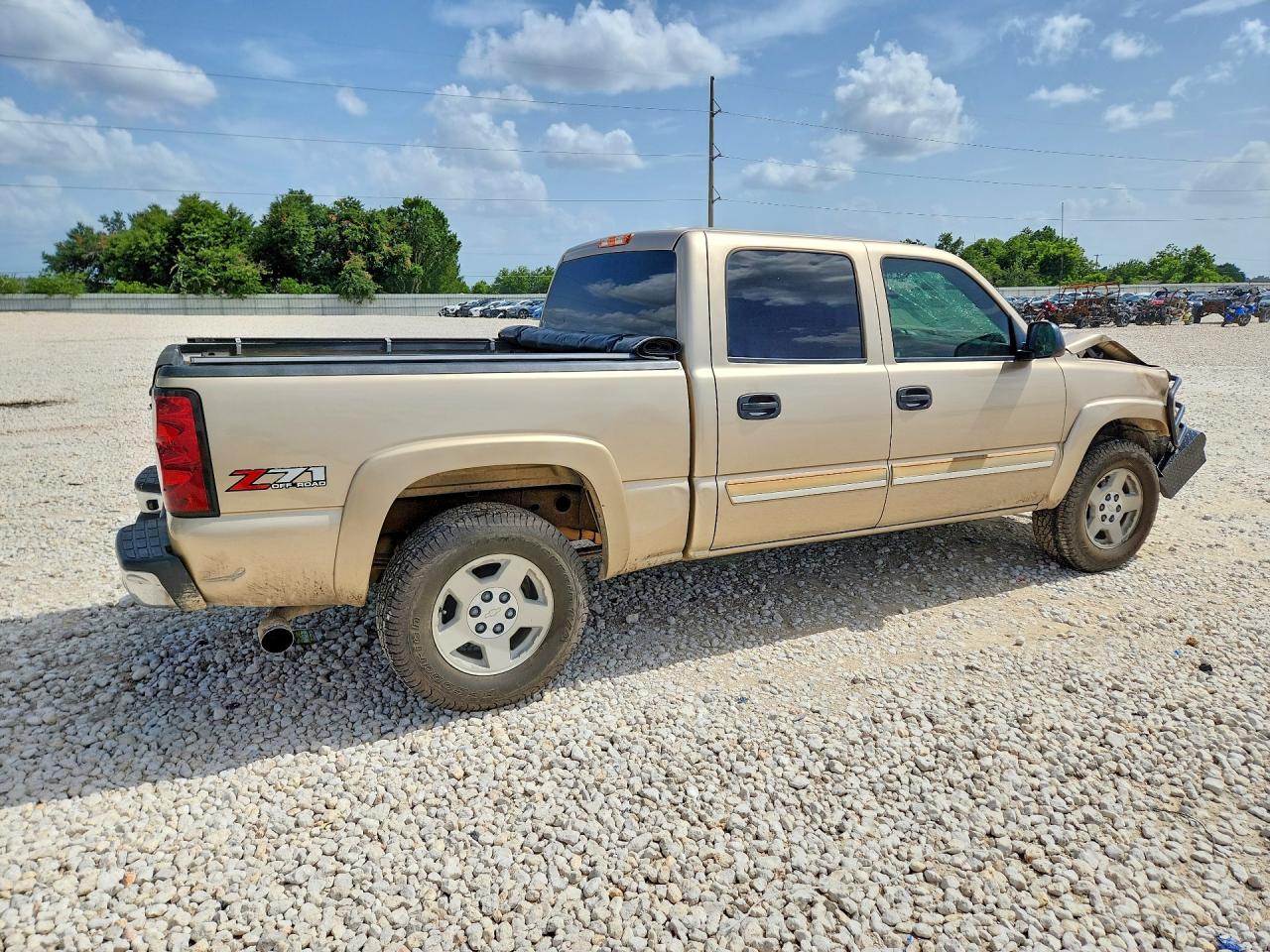 2004 Chevrolet Silverado K1500 Tan vin: 2GCEK13T541420696