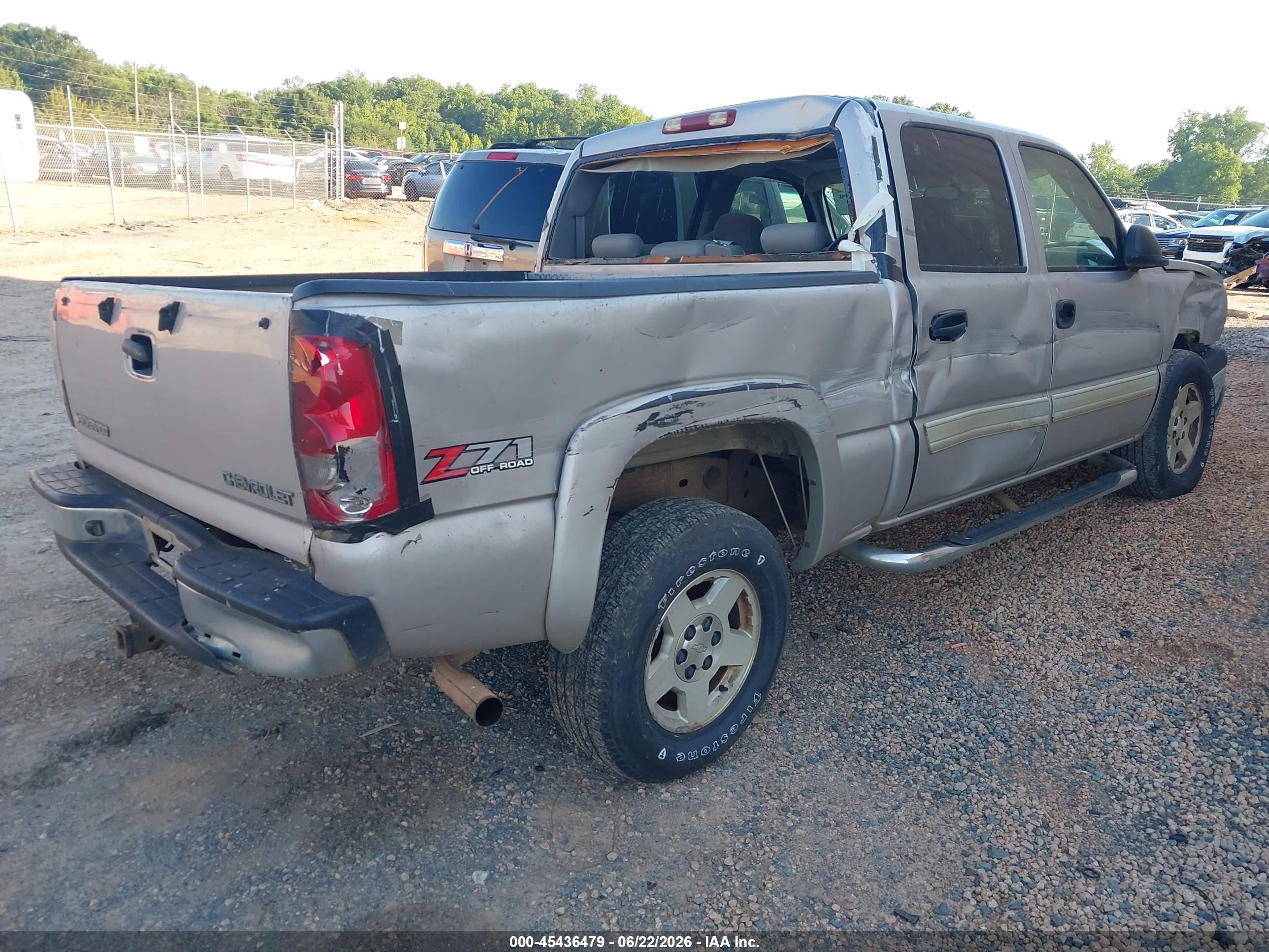 2004 Chevrolet Silverado 1500 Z71 Серебряный vin: 2GCEK13T541421928